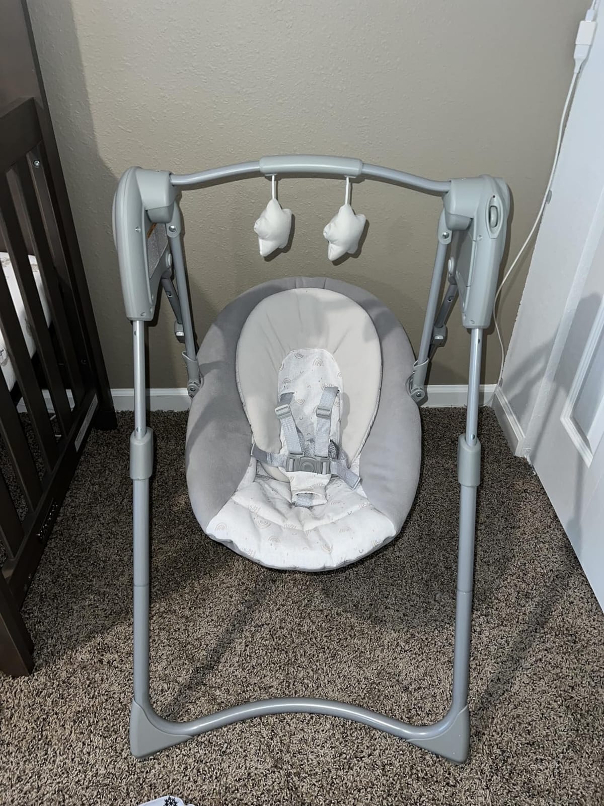 Graco Slim Spaces Compact Baby Swing, Reign customer photo 1