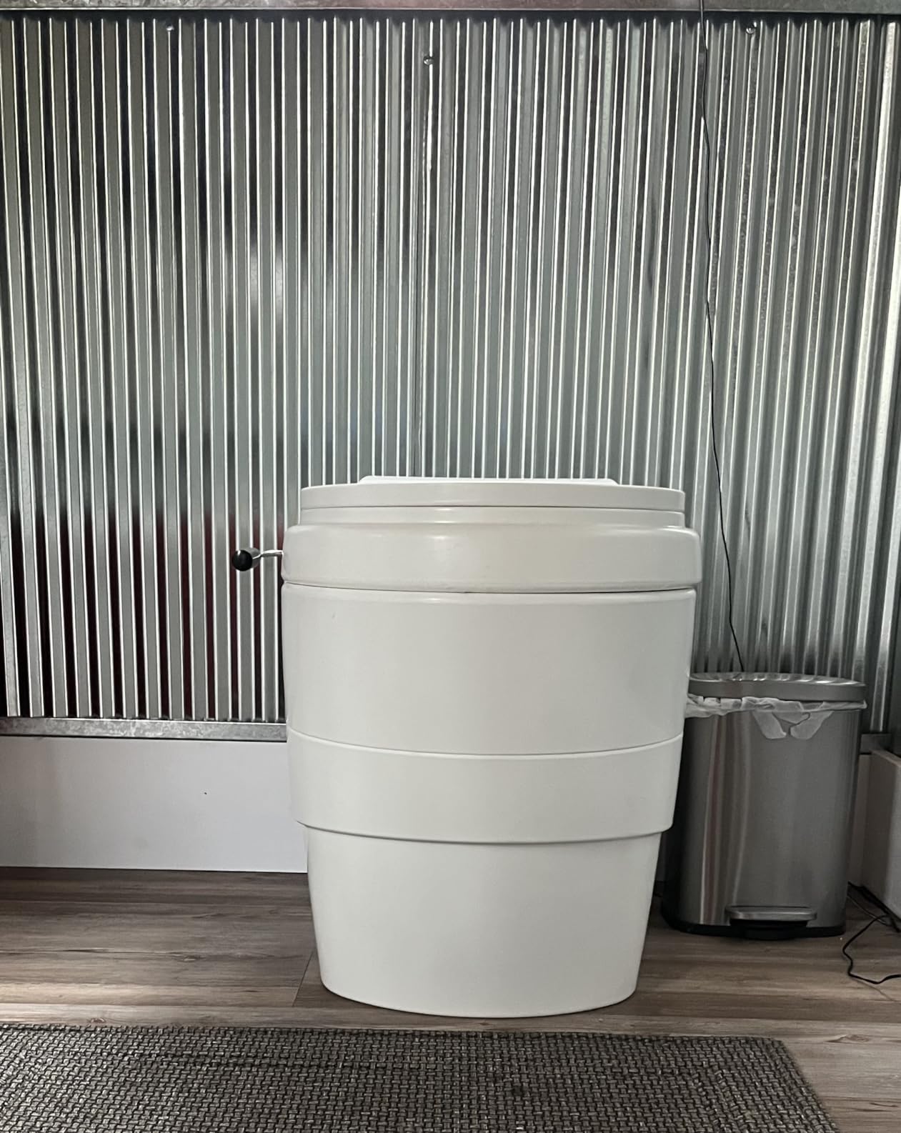 Thinktank Composting Toilet, White customer photo 2