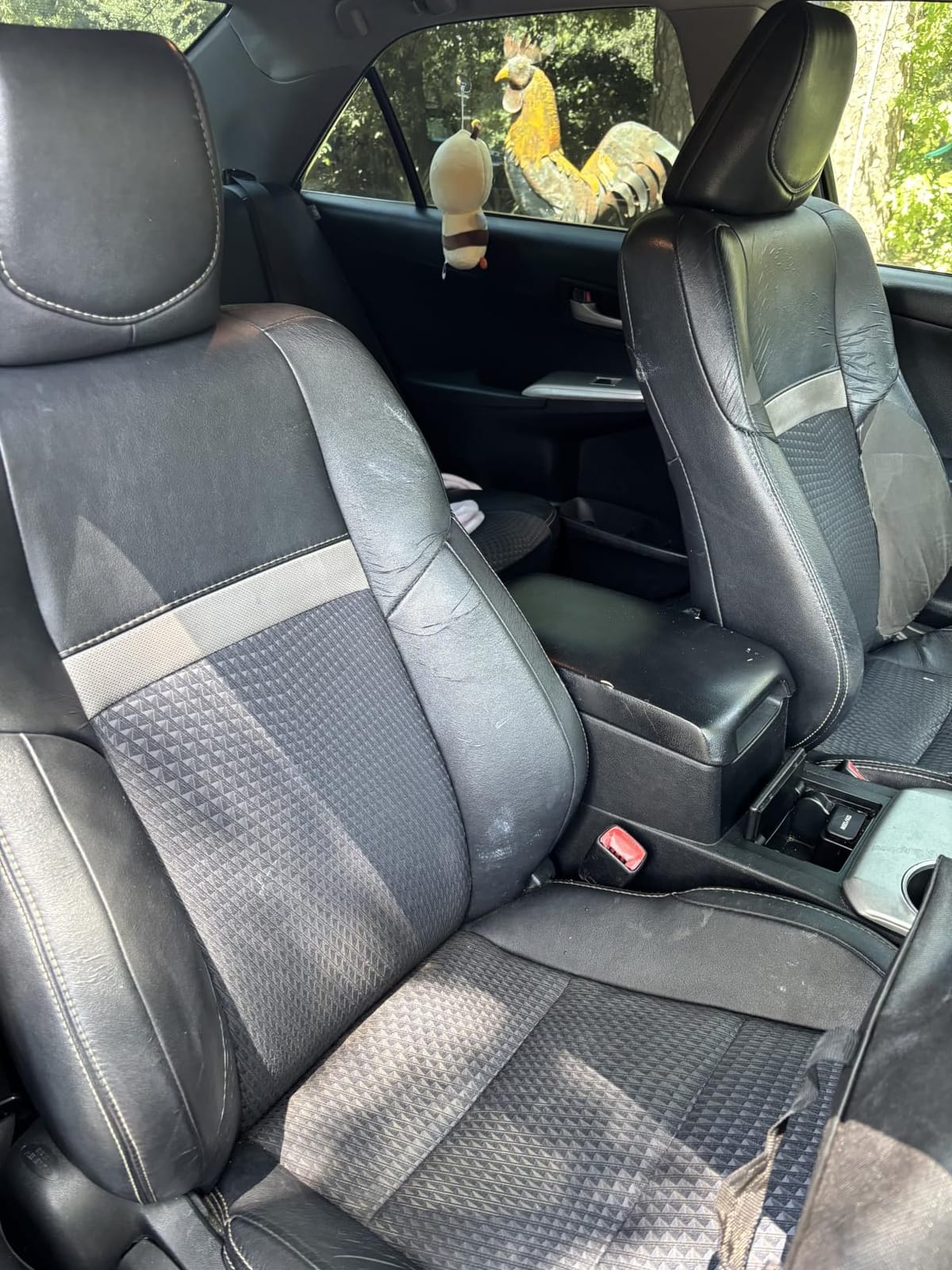 Coverado Car Seat Covers 5 Pieces, Full Set Universal Seat Covers for Cars, Waterproof Nappa Leather Auto Seat Protectors with Head Pillow, Car Interiors Fit for Most Sedans SUV Pick-up Truck, Black customer photo 1