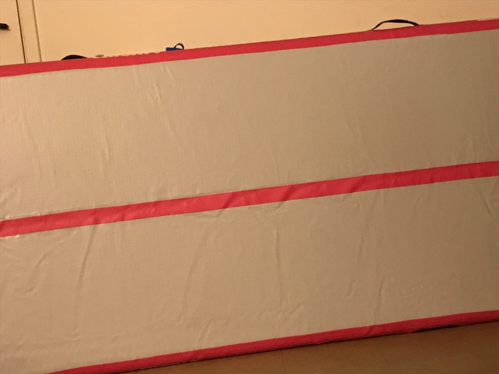 AWSUM Inflatable Gymnastics Mat, Air Tumbling Mat with Pump for Home & Gym customer photo 1