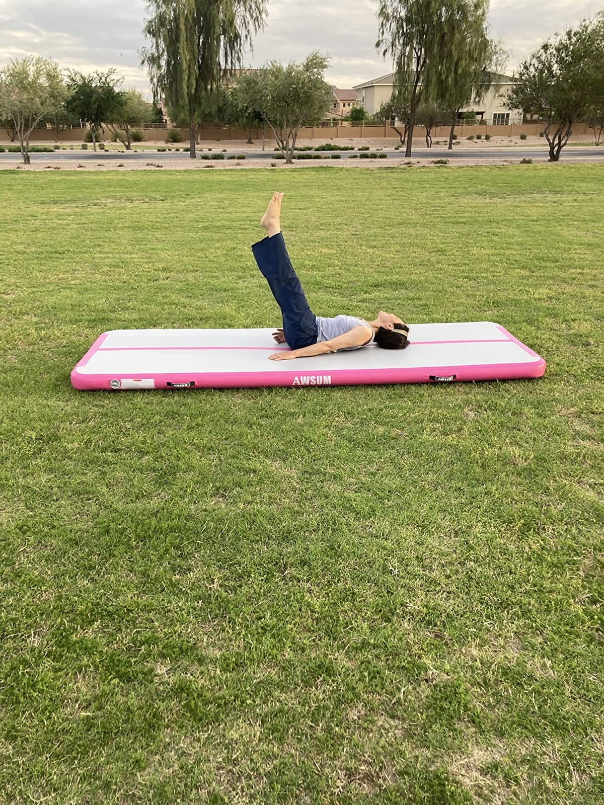 AWSUM Inflatable Gymnastics Mat, Air Tumbling Mat with Pump for Home & Gym customer photo 2