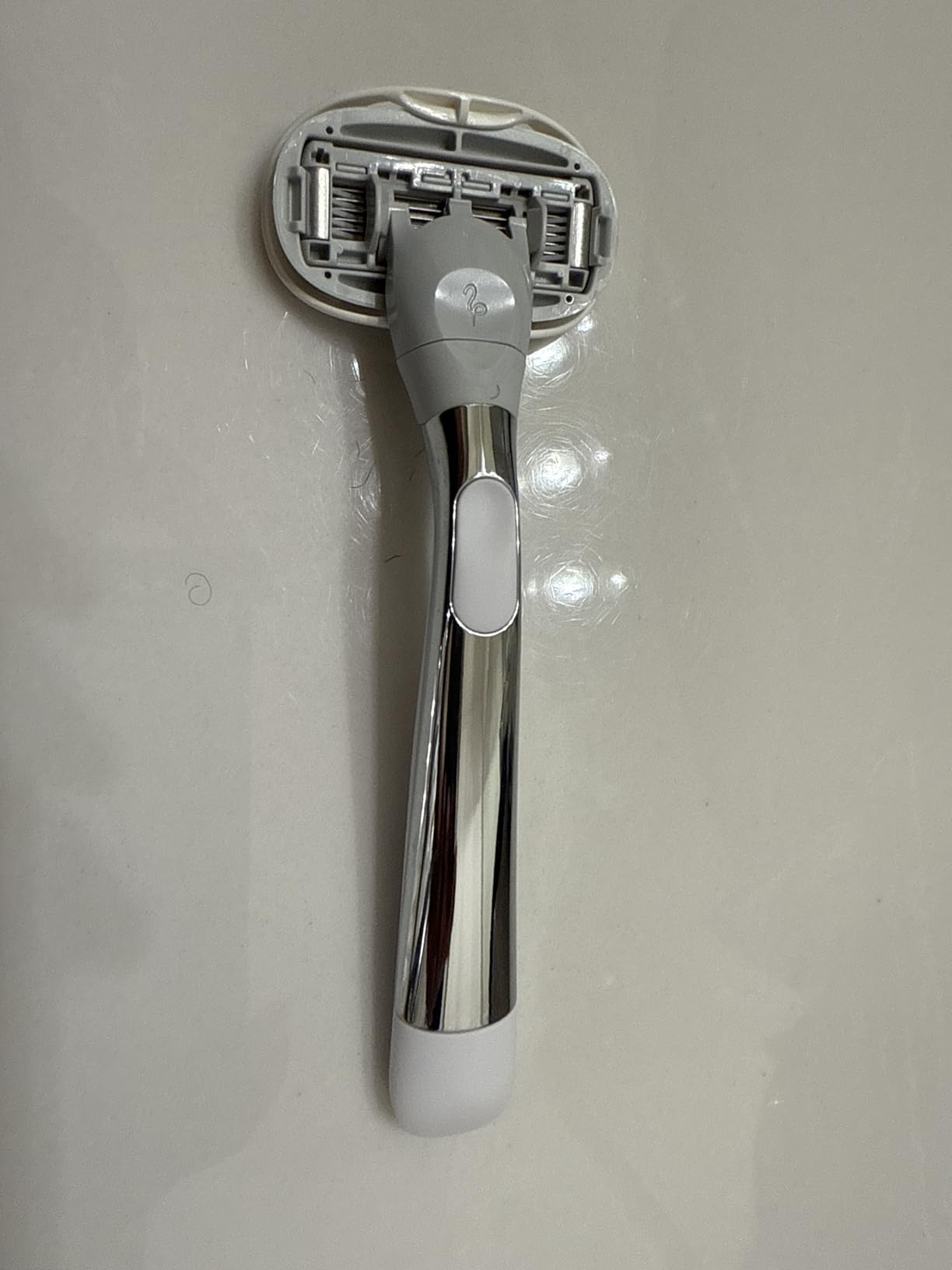 Flamingo Shaving Razor Set for Women - Original Razor Handle, 4 Refills customer photo 1