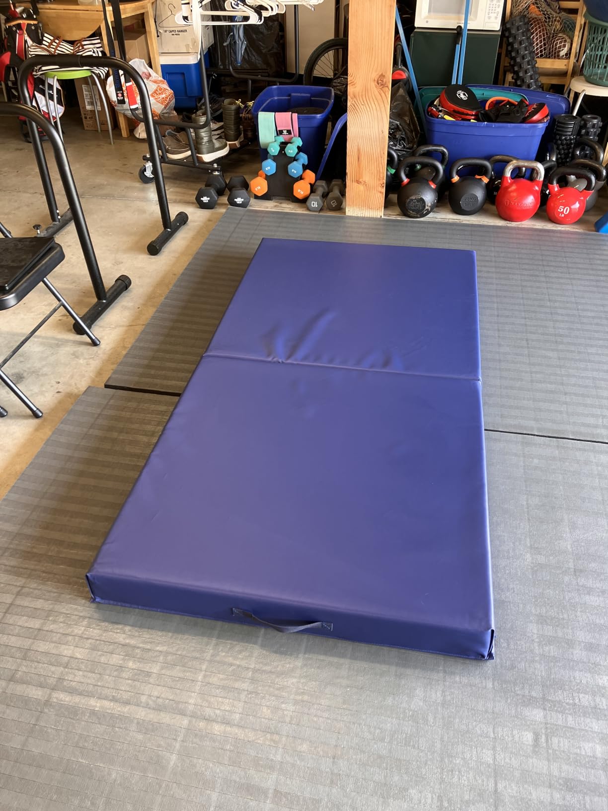 Z Athletic Open Cell Landing Folding Mat for Gymnastics, Tumbling, Cheerleading, Martial Arts, and More, 6 Ft x 3 Ft x 4 In customer photo 1