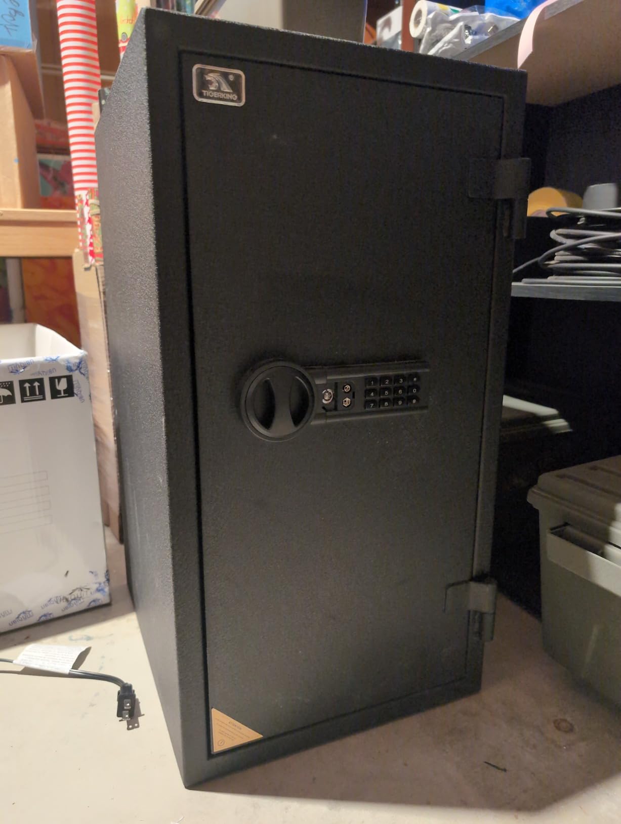 TIGERKING 3.47 Cu Ft Fireproof Safe for Home Office customer photo 2