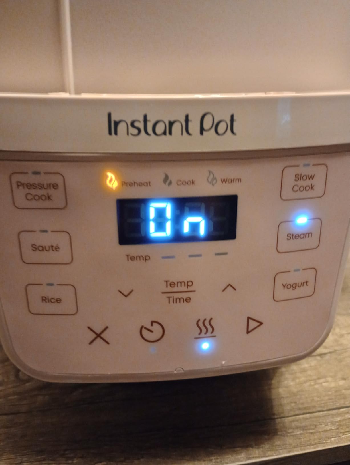 Instant Pot Rio 6 Qt 7-in-1 Electric Pressure Cooker, Black customer photo 2