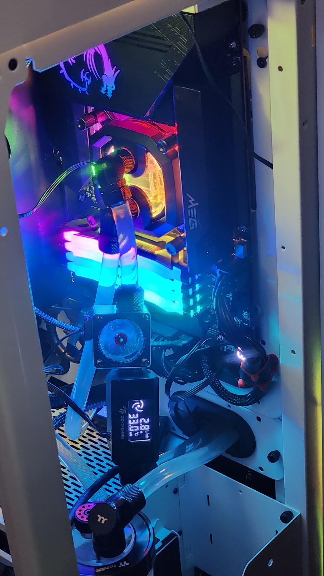 Kingston FURY Renegade RGB 32GB (2x16GB) 6400MT/s DDR5 CL32 DIMM Desktop Memory (Kit of 2) | Intel XMP 3.0 | Overclocking Stability | KF564C32RSAK2-32 customer photo 1
