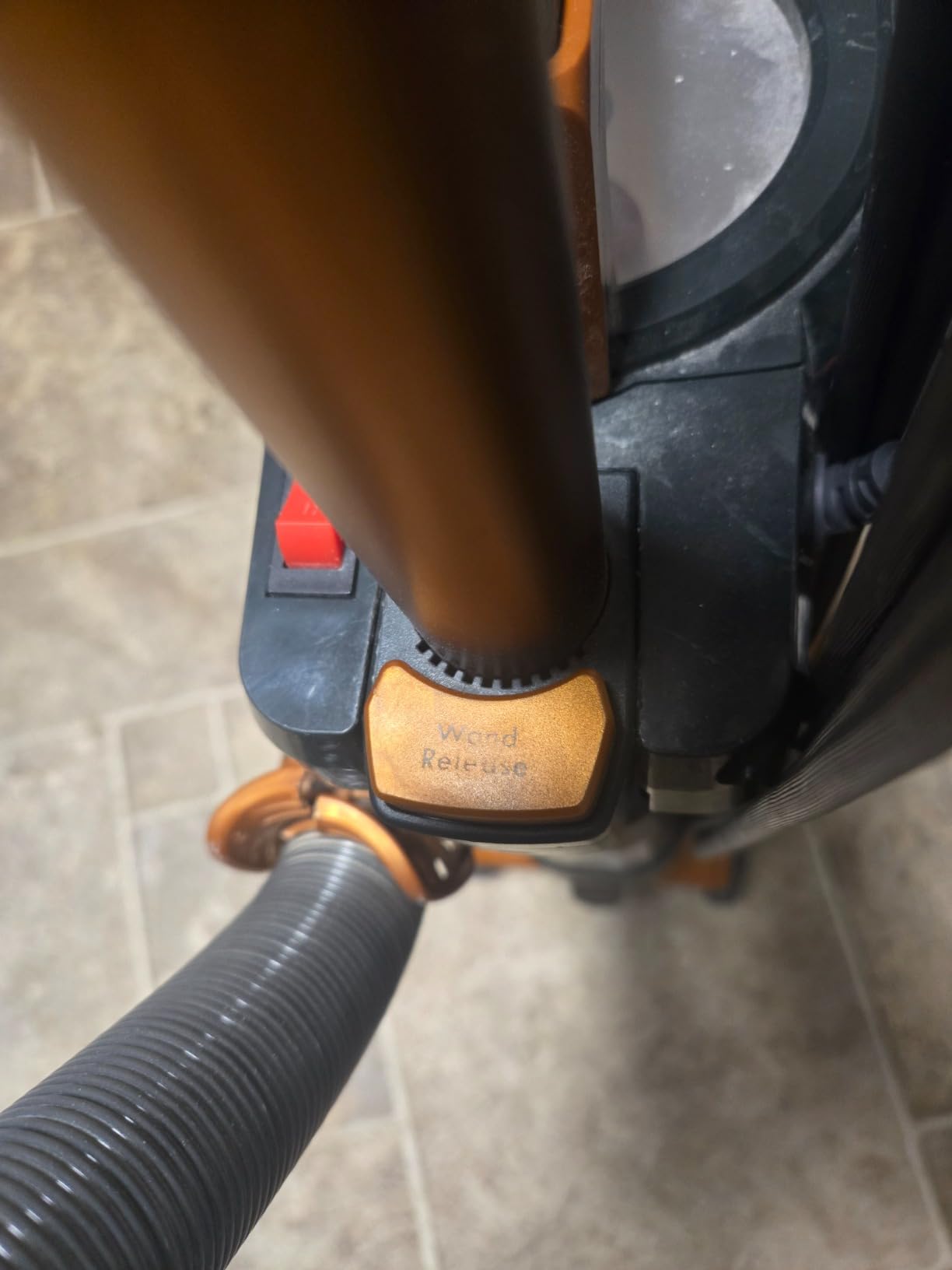 Kenmore Featherlite Lift-Up Bagless Upright Vacuum customer photo 1