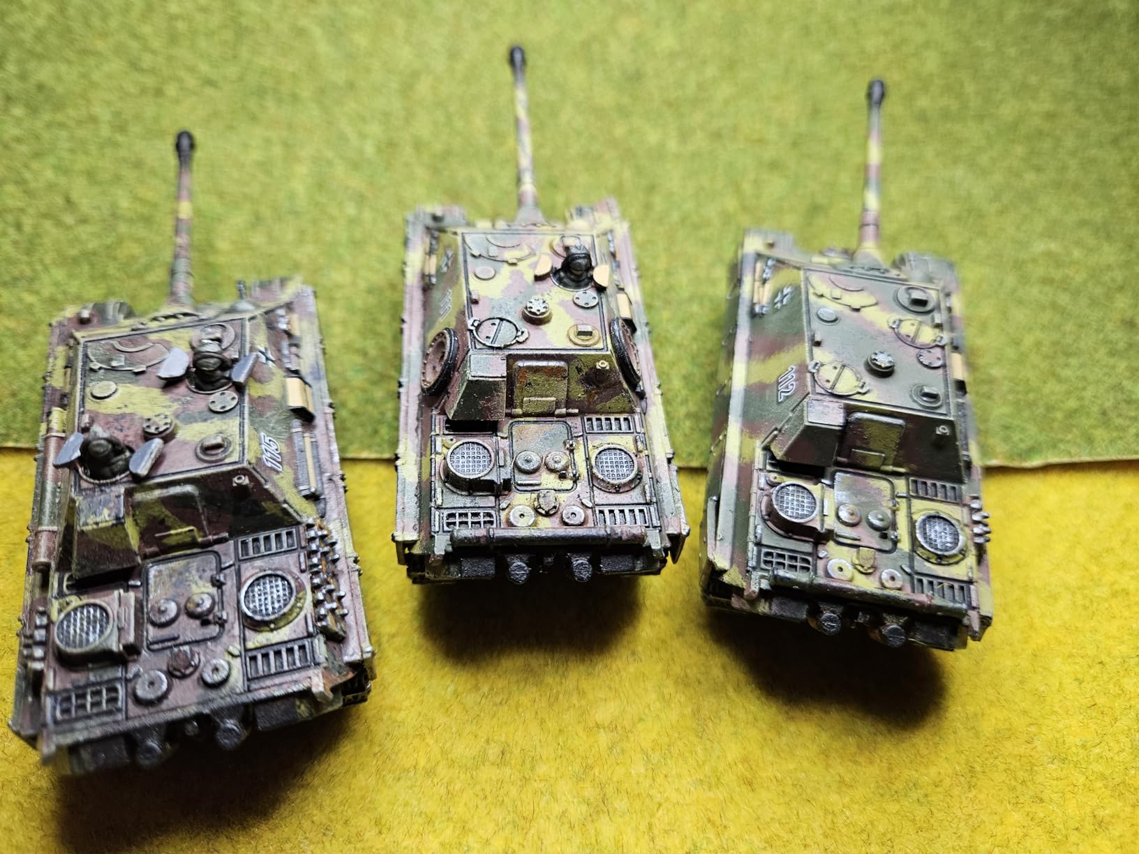 Battlefront Miniatures Flames of War WW2: German - Panther (Late) Tank Platoon customer photo 2