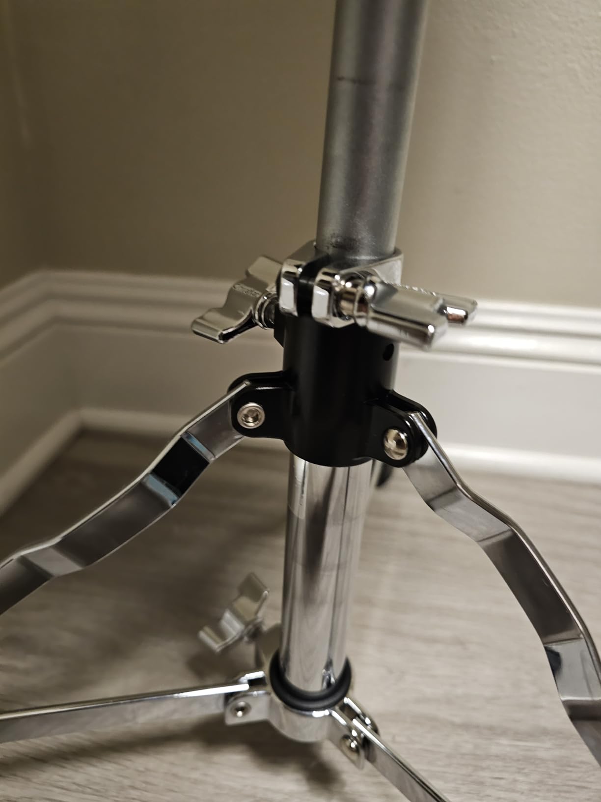 Gibraltar Drum Throne with Adjustable Height, Round Seat, Single-Braced Drum Stool, Lightweight Portable Design, Comfortable Cushion, Ideal for Practice, Travel, or Gigs, 4000 Series (4608) customer photo 1