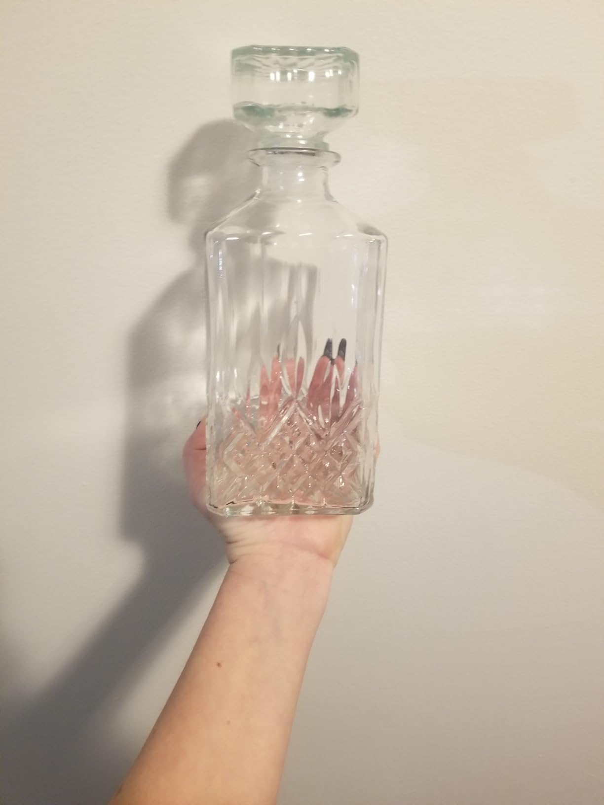 1PCS 33.8 oz Diamond Decanter Whiskey Decanter Crystal Whiskey Bottle – For Whiskey, Bourbon, Scotch and Spirits customer photo 2
