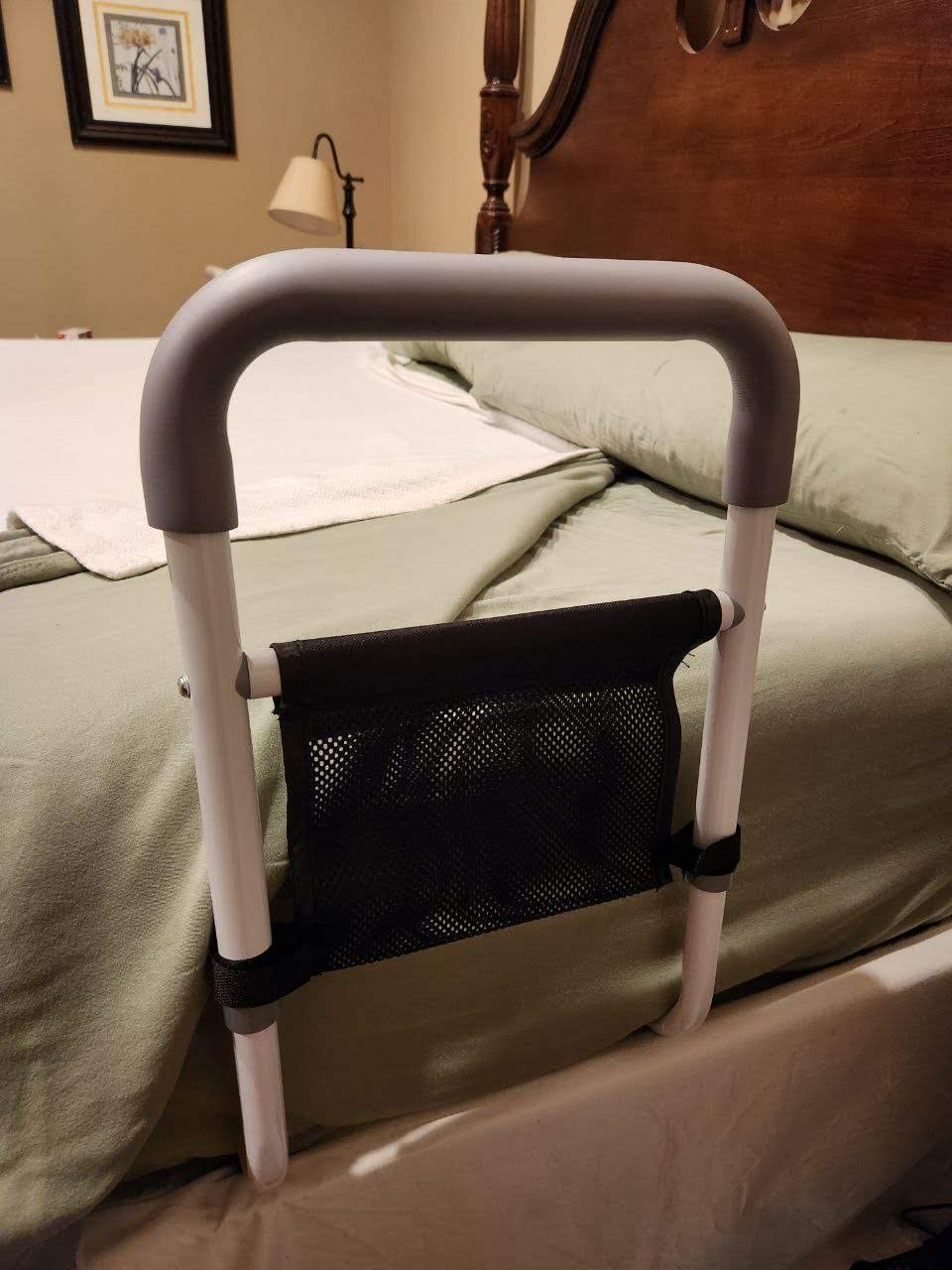 WeHwupe Bed Rails for Elderly Adults Safety with Bedside Storage Pocket customer photo 2