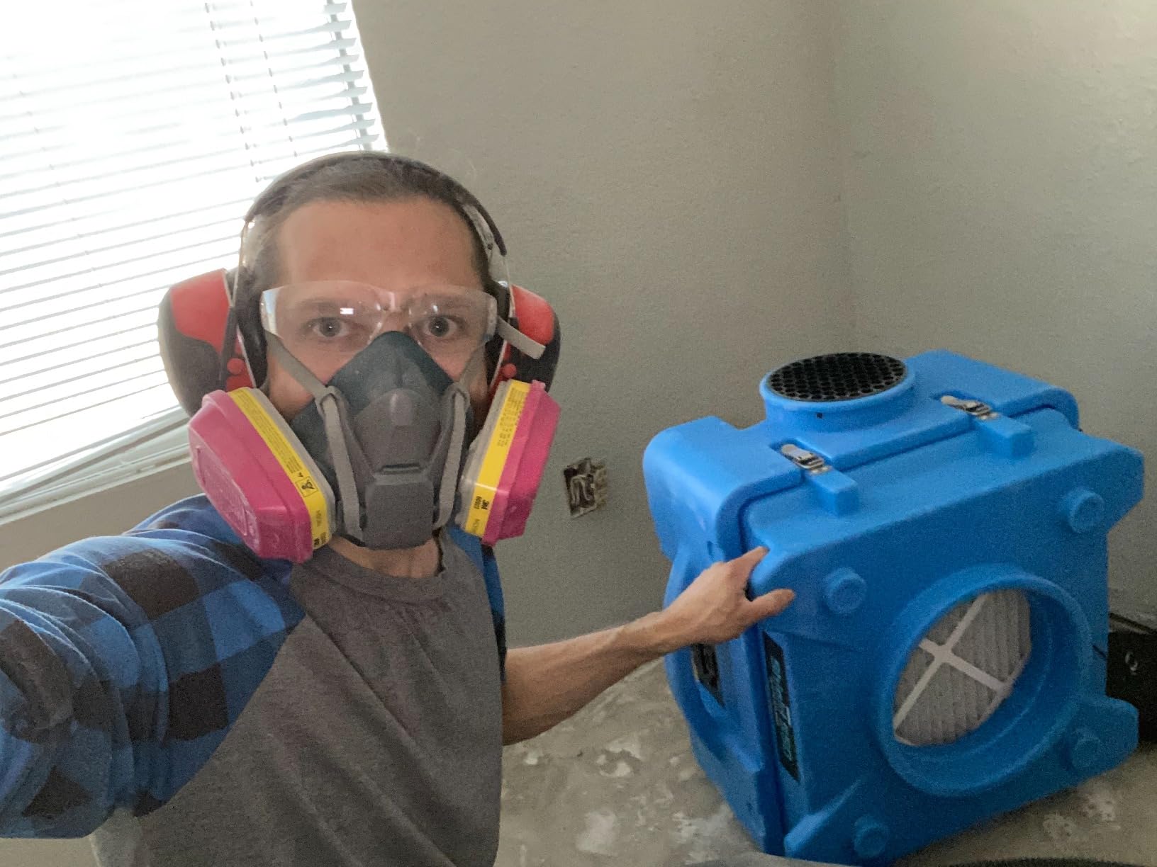 CADPXS Shield-550 Air Scrubber 550 CFM with 3-Stage Filtration customer photo 2