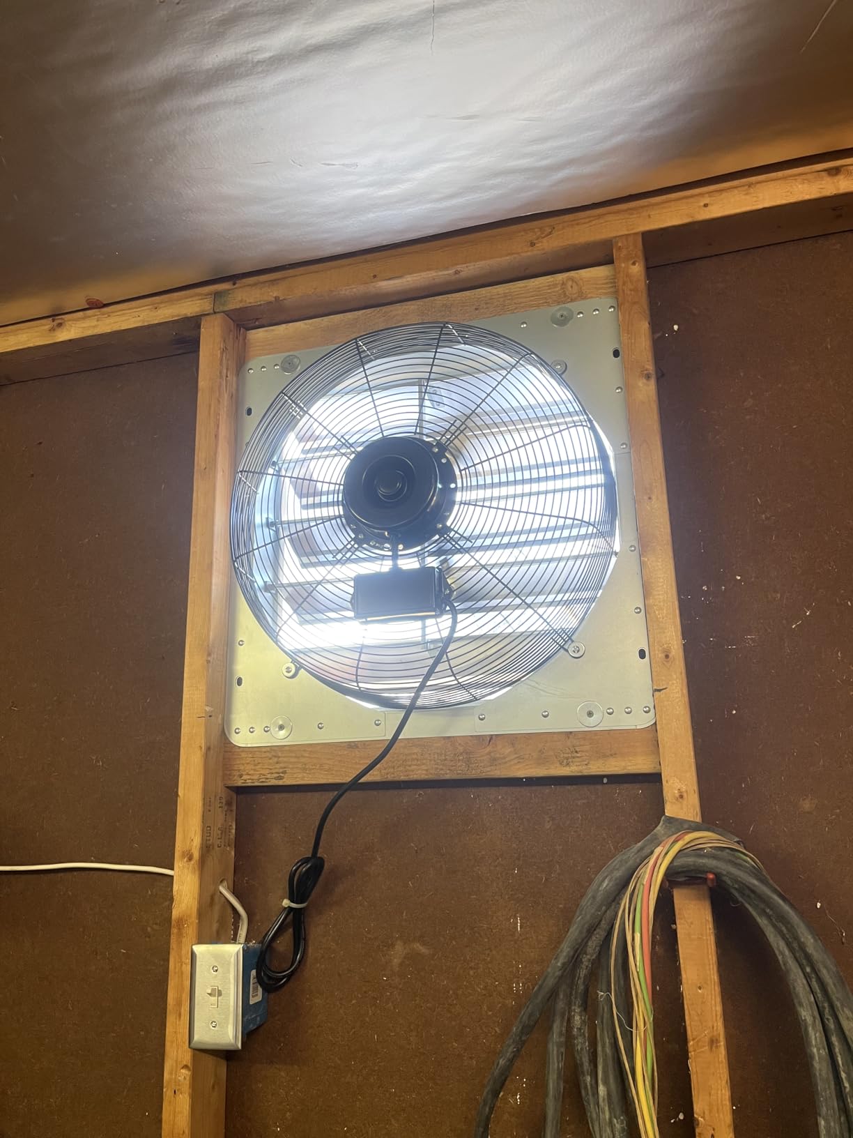 KEN BROWN 20 Inch Shutter Exhaust Fan With 1.65 Meters Power Cord Wall Mounted, High Speed 3500CFM, Vent Fan For Garages And Shops, Greenhouse,Attic Ventilation customer photo 2