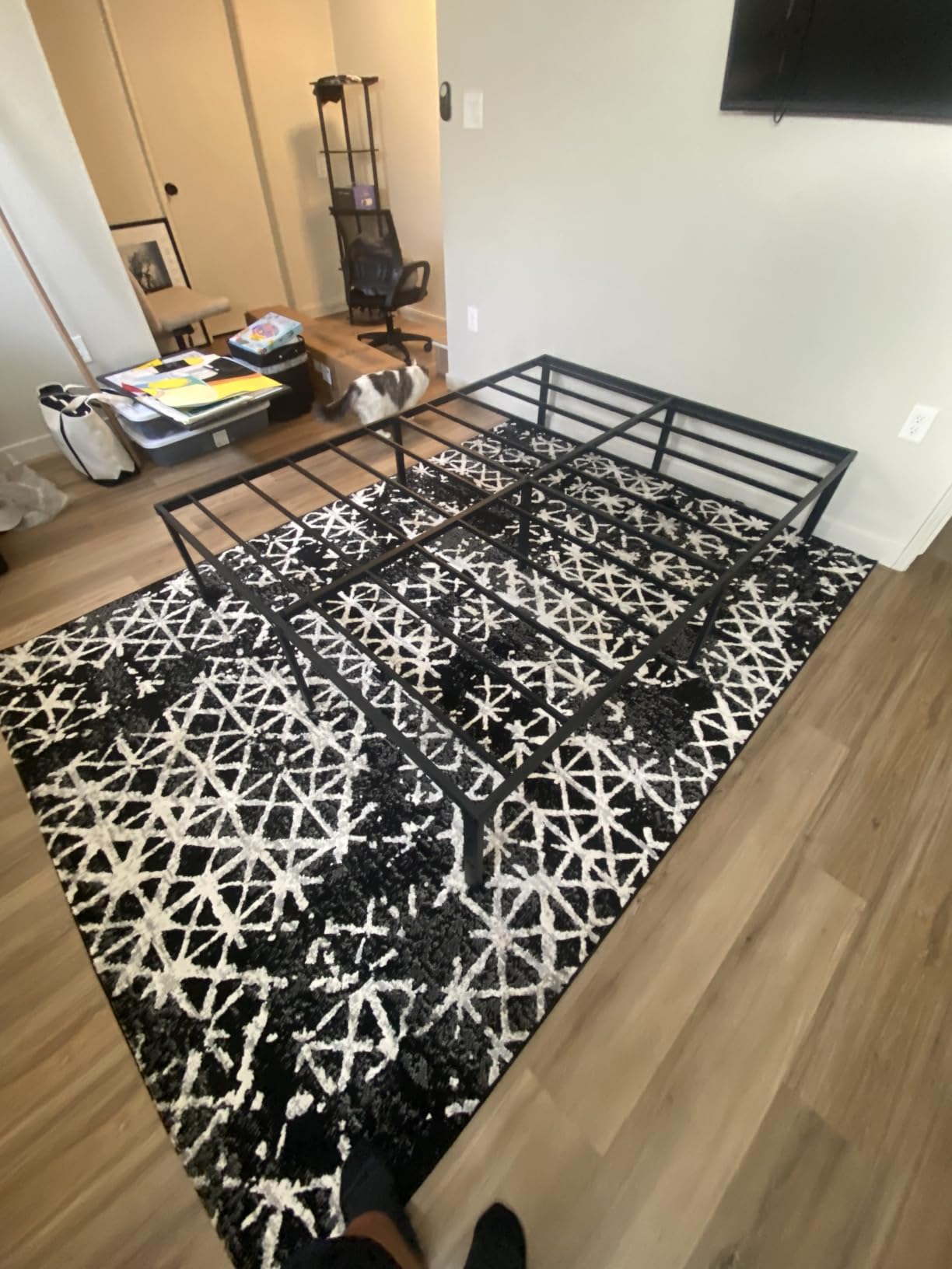 Hafenpo 14 Inch Queen Bed Frame - Sturdy Metal Platform Queen Size, No Box Spring Needed, Heavy Duty, Easy Assembly, Strong Bearing Capacity, Under Bed Storage, Black customer photo 1