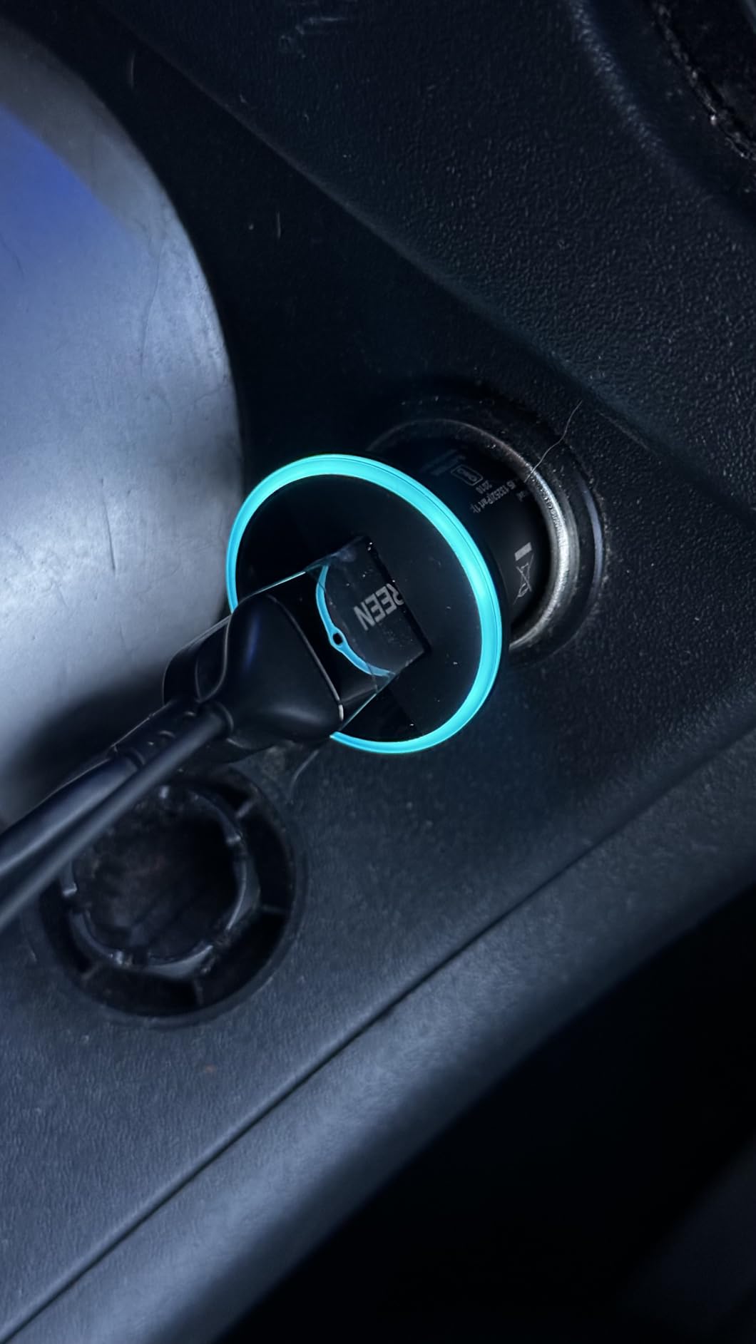 Anker 323 52.5W USB C Car Charger with 30W PowerIQ 3.0 Fast Charging customer photo 2