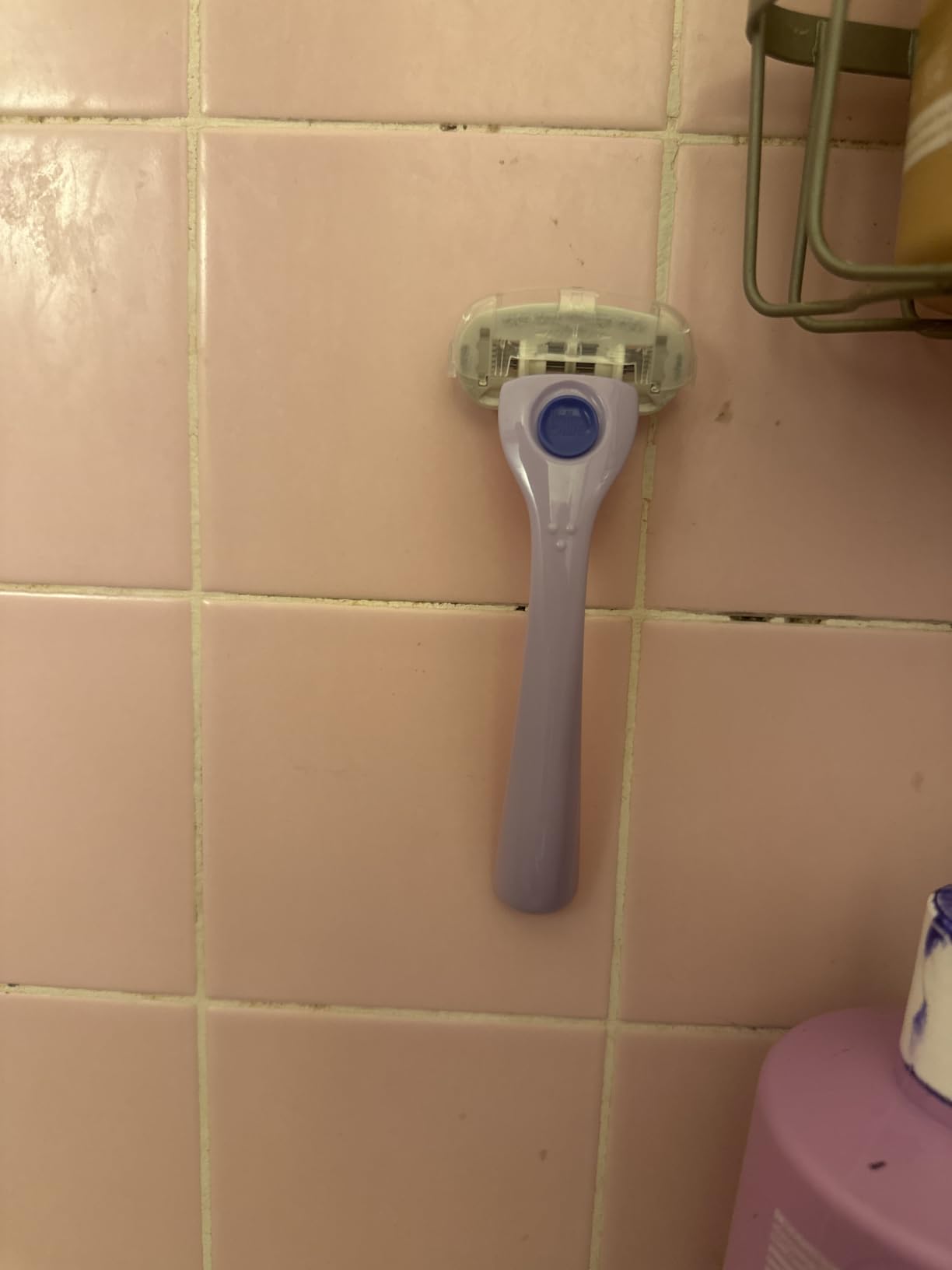 Billie Razors for Women, Cool Blue - 1 Handle, 4 Refills & Magnetic Holder customer photo 2