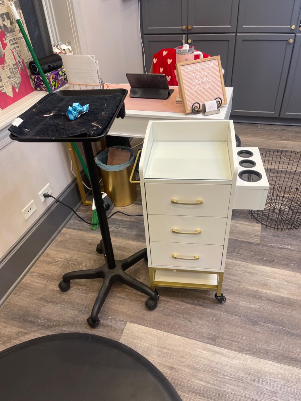 Paddie Beauty Salon Storage Trolley Cart, Glass Top Hair Salon Station Cabinet with Dryer Holder, Lockable Rolling Wheel, Drawer - Black customer photo 2