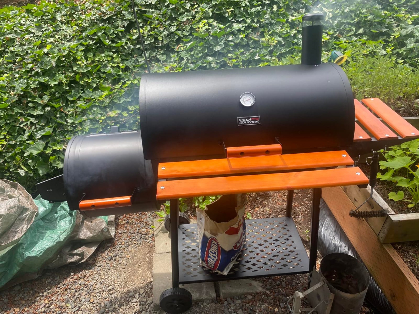 Royal Gourmet 30-Inch Charcoal Grill with Offset Smoker, Wood-Painted Table customer photo 2