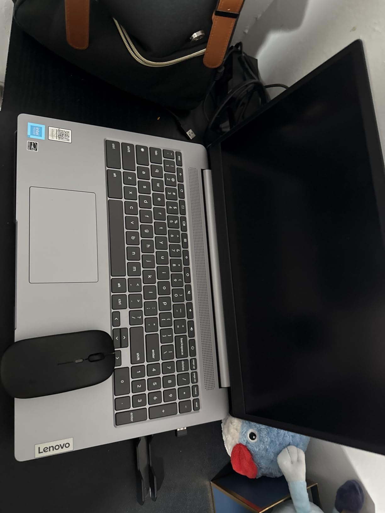 Lenovo IdeaPad 3i Chromebook, 15.6” FHD Display, Intel Celeron N4500, 8GB RAM, 64GB eMMC, 1920x1080 px, 720p Camera, Chrome OS, Abyss Blue customer photo 2