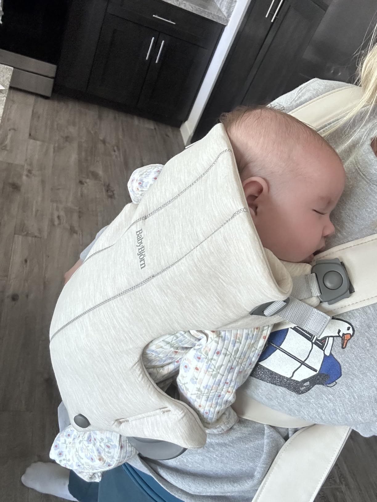 BabyBjörn Baby Carrier Mini, Light Beige, 3D Jersey | Infant Carrier (7-24 lbs), Ergonomic, Easy-to-Use customer photo 2