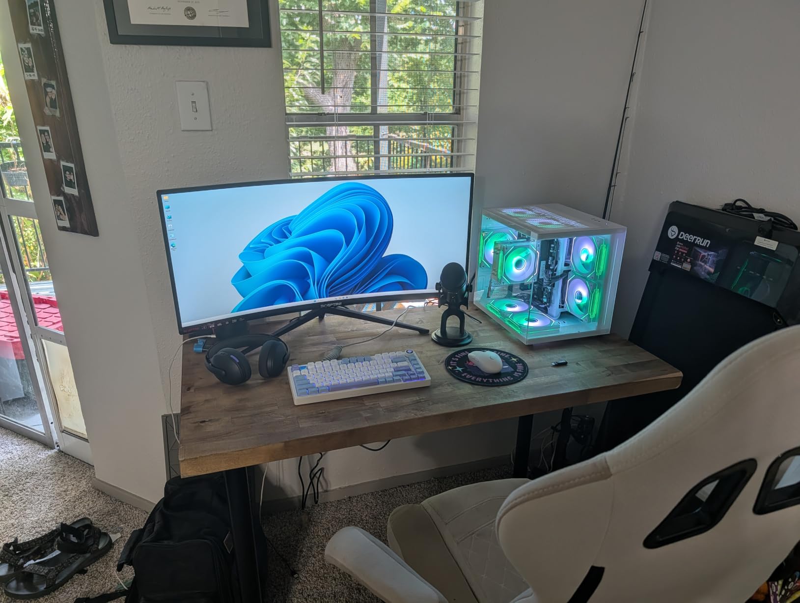 Sceptre 34-Inch Curved Ultrawide WQHD Monitor (3440 × 1440), R1500, up to 180Hz/165Hz, DisplayPort x2, 99% sRGB, 1ms, Built-in Speakers, Machine Black, 2025 (C345B-QUT168) customer photo 2