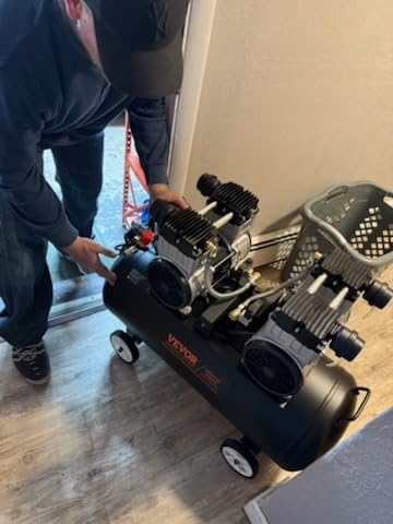 VEVOR 6.3 Gallon 2 HP Air Compressor, Max 116PSI, Oil Free Compressor Tank customer photo 1