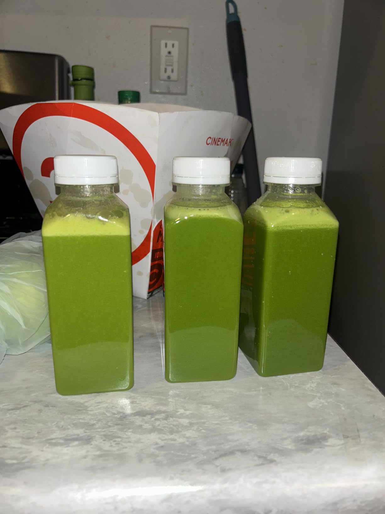 Juicer Machine 800W Centrifugal Juicer with Wide Mouth Feed Chute customer photo 1
