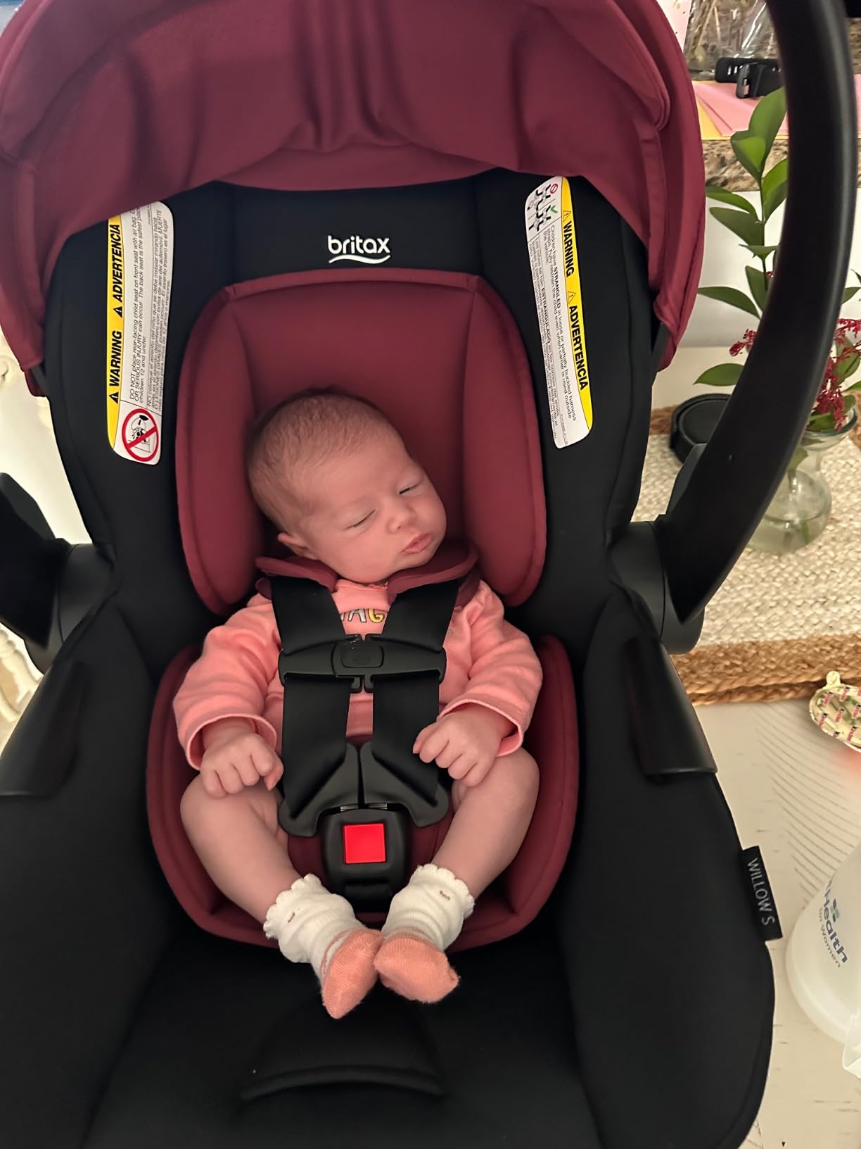 Britax Willow S Infant Car Seat With Alpine Base — Graphite Onyx customer photo 2