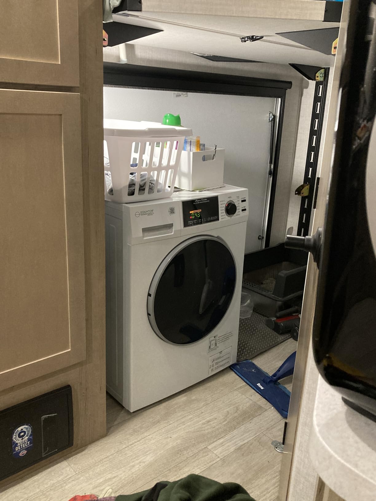 Equator All-in-One Compact Washer Dryer Combo, 1.62 Cu.Ft, White customer photo 1