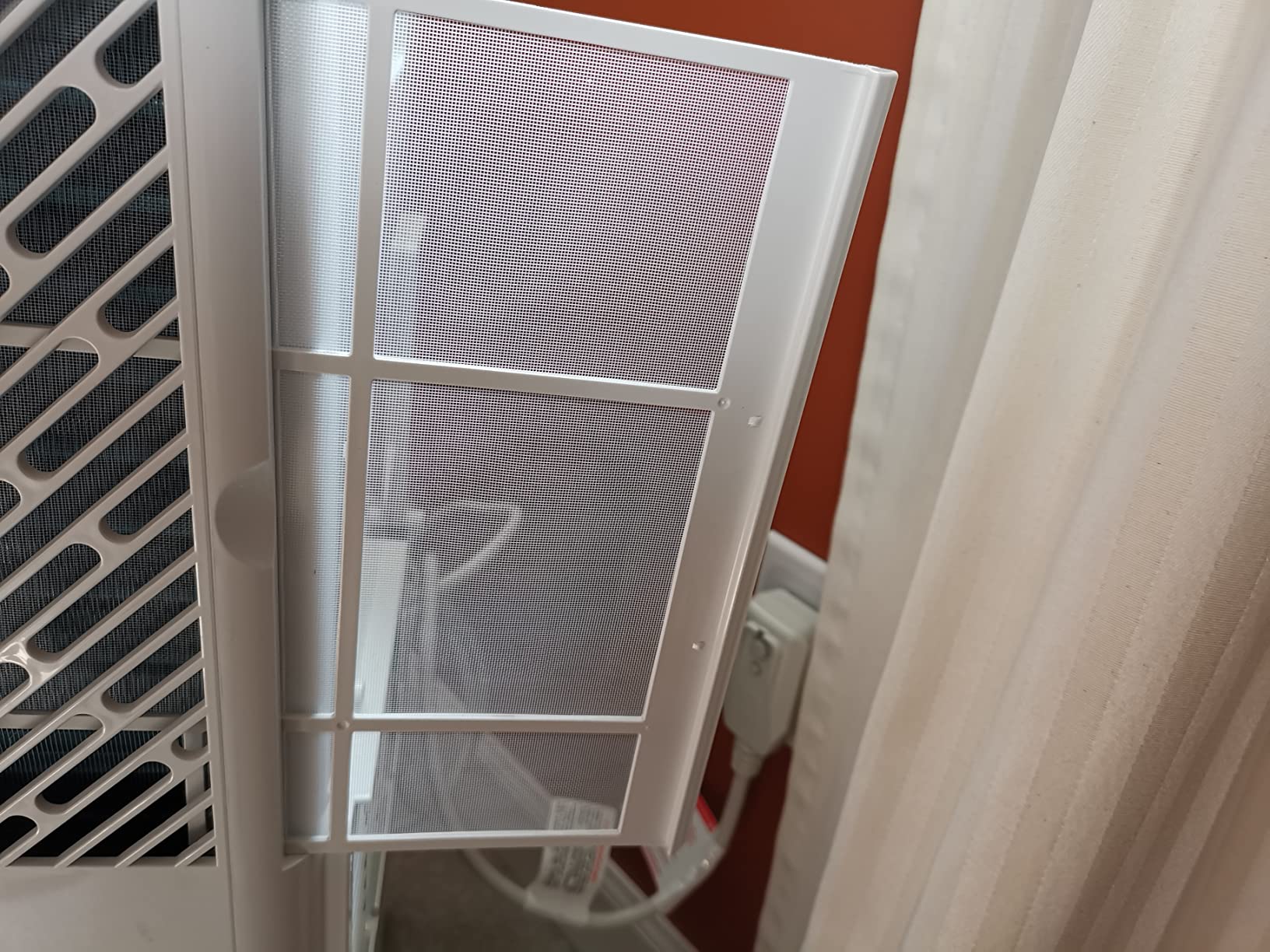 COSTWAY Portable Air Conditioner, 8000 BTU 3-in-1 Personal AC Unit with Built-in Dehumidifier, Fan Mode, Sleep Mode, 24H Timer, Remote Control, Cools up to 250 Sq. Ft for Bedroom customer photo 2
