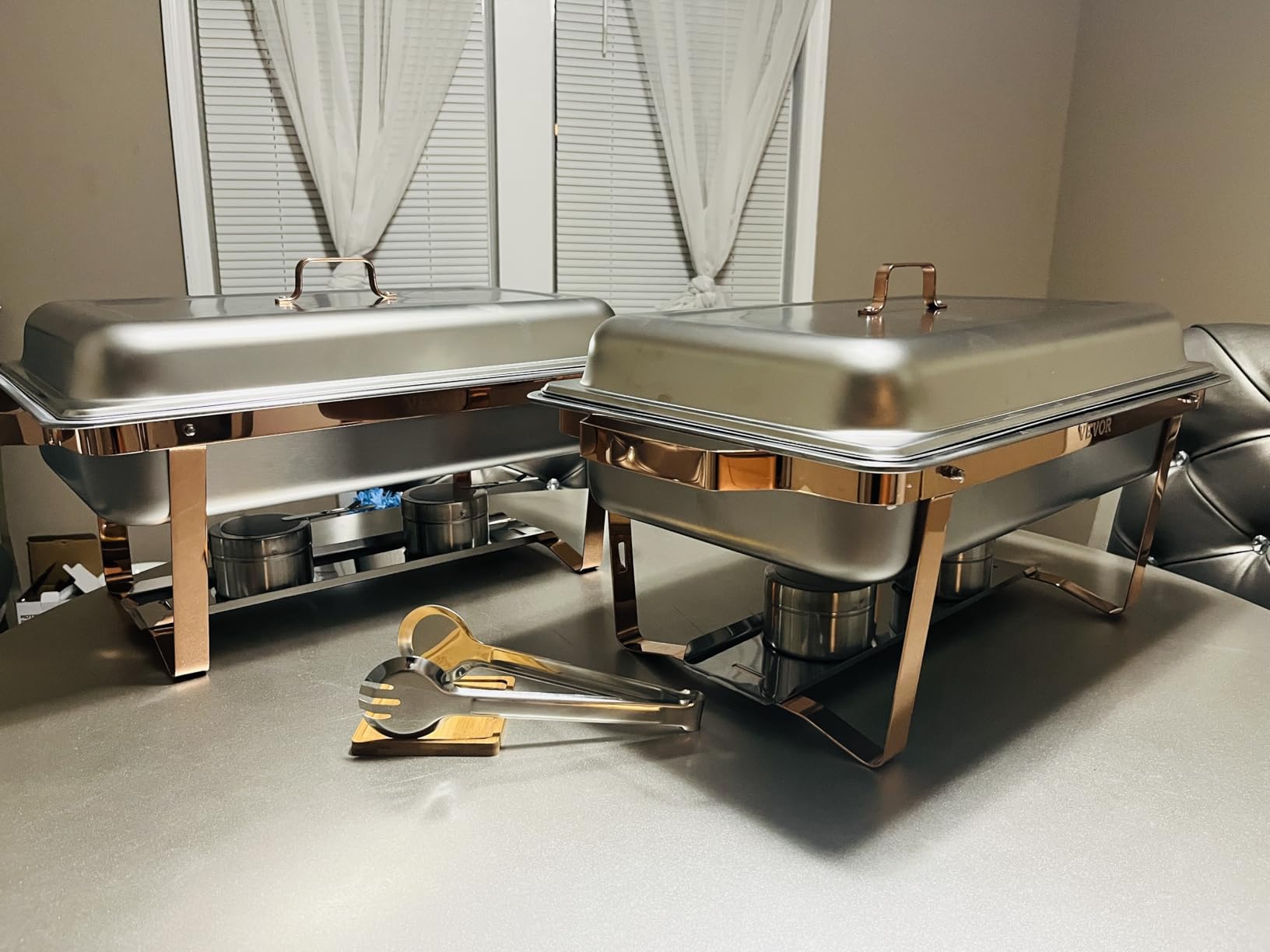 VEVOR Chafing Dish Buffet Set, 8 Qt 4 Pack, Stainless Chafer with 4 Full Size Pans, Rectangle Catering Warmer Server with Lid Water Pan Folding Stand Fuel Tray Holder Spoon Clip customer photo 2