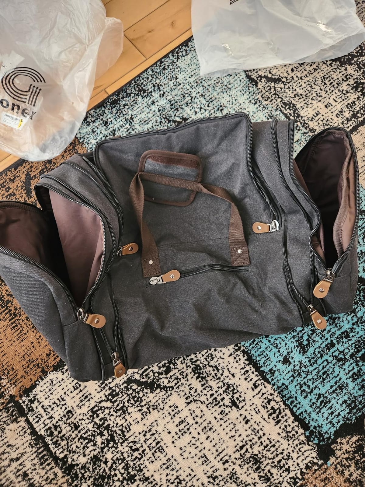 Gonex Canvas Duffle Bag, Expandable 60L Travel Overnight Weekender Bag customer photo 2