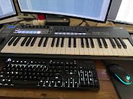 Novation FLkey 61 USB MIDI Controller Keyboard | USB-C, 61 Semi-Weighted Keys, 16 Pads, Faders, 8 Encoders, Pitch/Mod Wheels, Scale Mode, 5-Pin MIDI Out, FL Studio customer photo 2