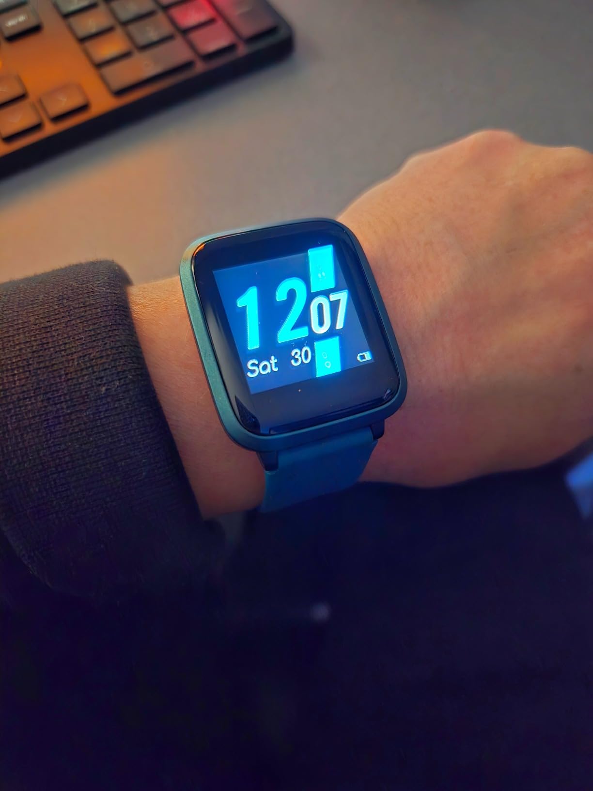Smart Watch, Fitness Tracker with Heart Rate, Blood Oxygen, Sleep Tracker customer photo 2