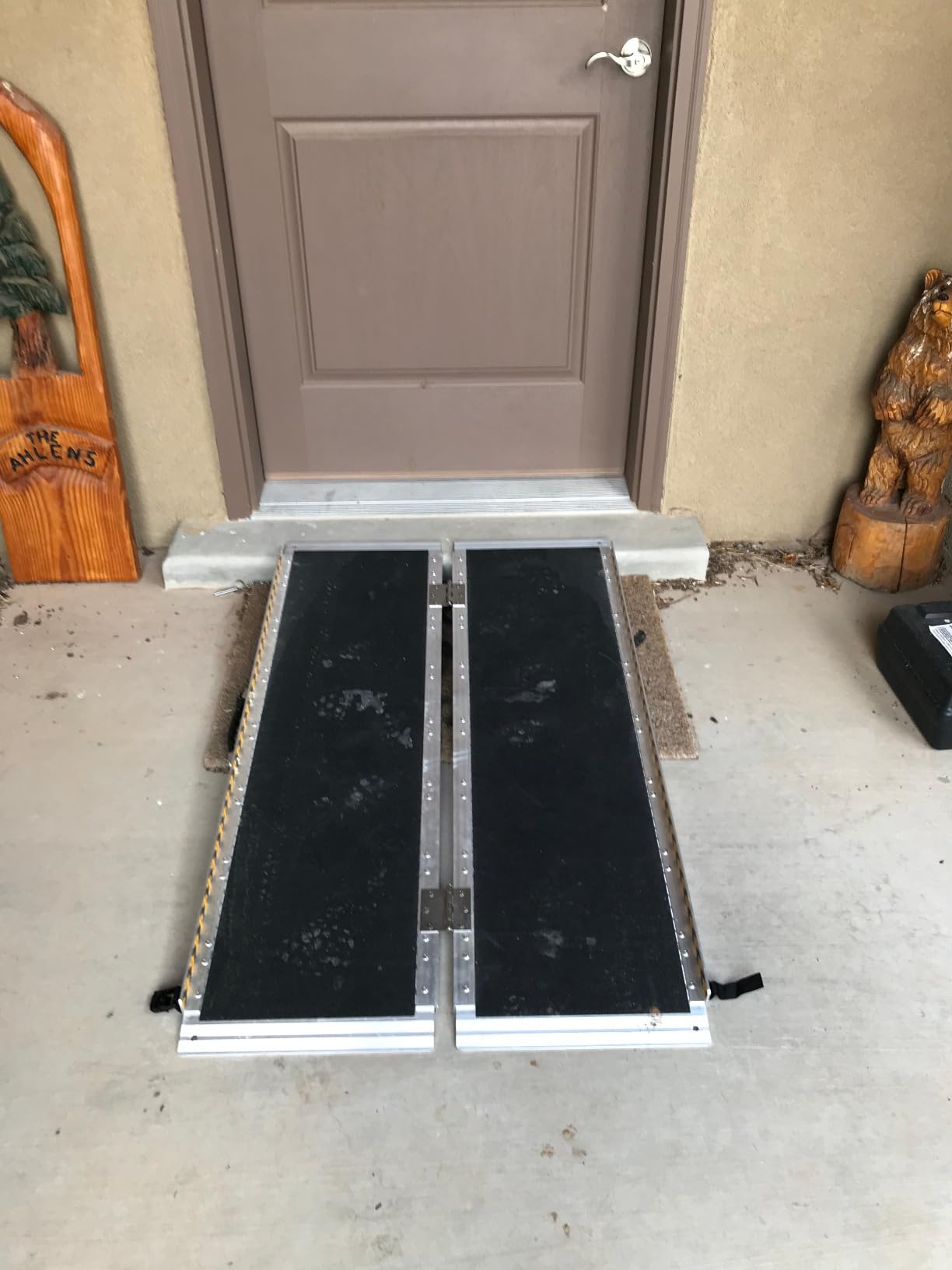 WHALEMOTOR Portable Wheelchair Ramp 4FT, Anti-Slip Aluminum Folding Portable Ramp, Wheelchair Ramps for Home, Weight Capacity Up to 800 LBS, with Transition Plates Above and Below, Loading Dock Plates customer photo 2