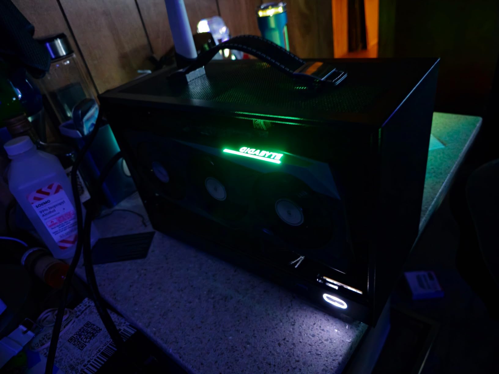 Gigabyte GV-R76GAMING OC-8GD Radeon RX 7600 Gaming OC 8G Graphics Card, 3X WINDFORCE Fans 8GB 128-bit GDDR6, Video Card customer photo 2
