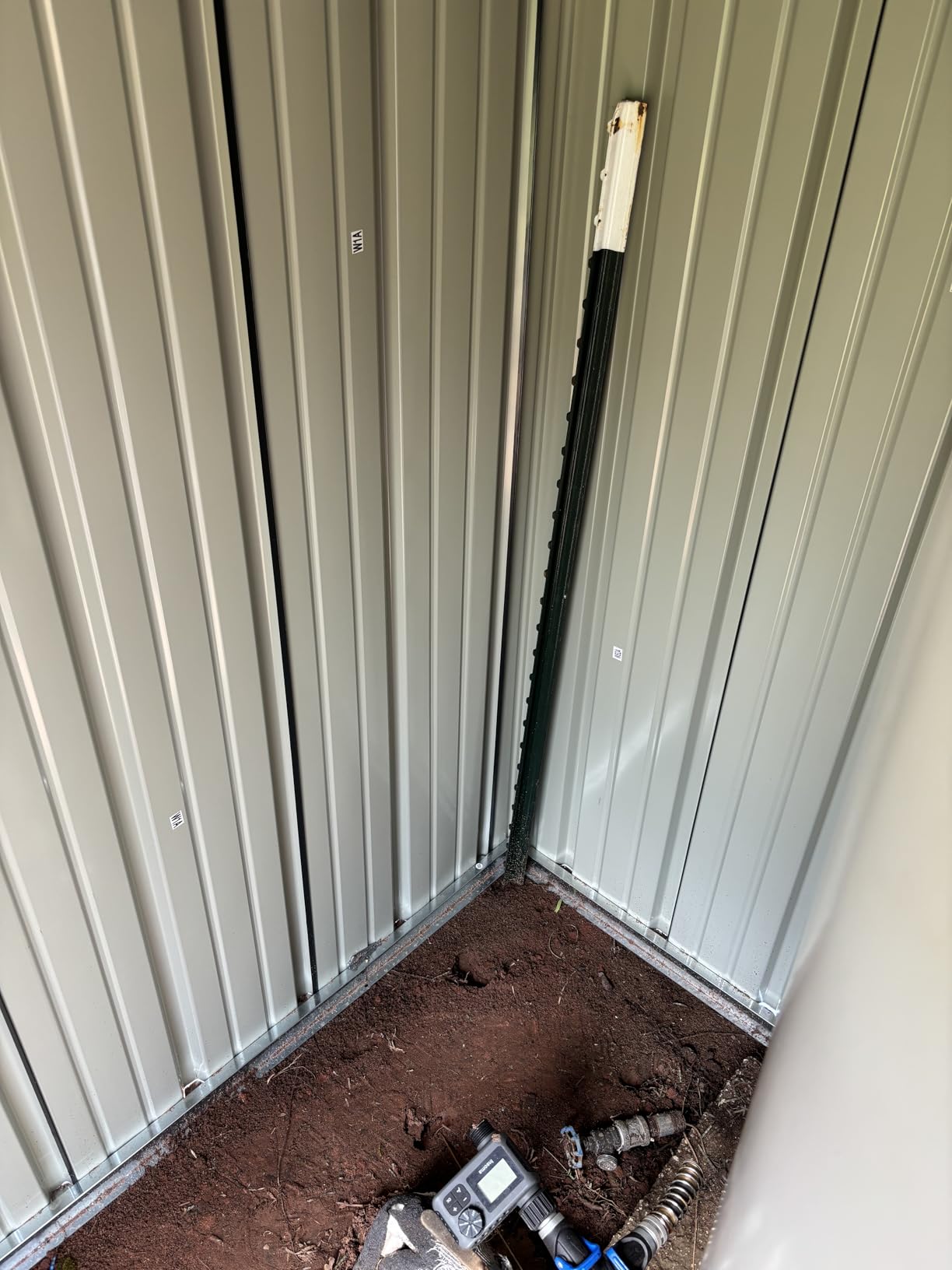 Gizoon 8x6 FT Outdoor Storage Shed, Corrosion Metal Garden Shed, Dark Grey customer photo 2