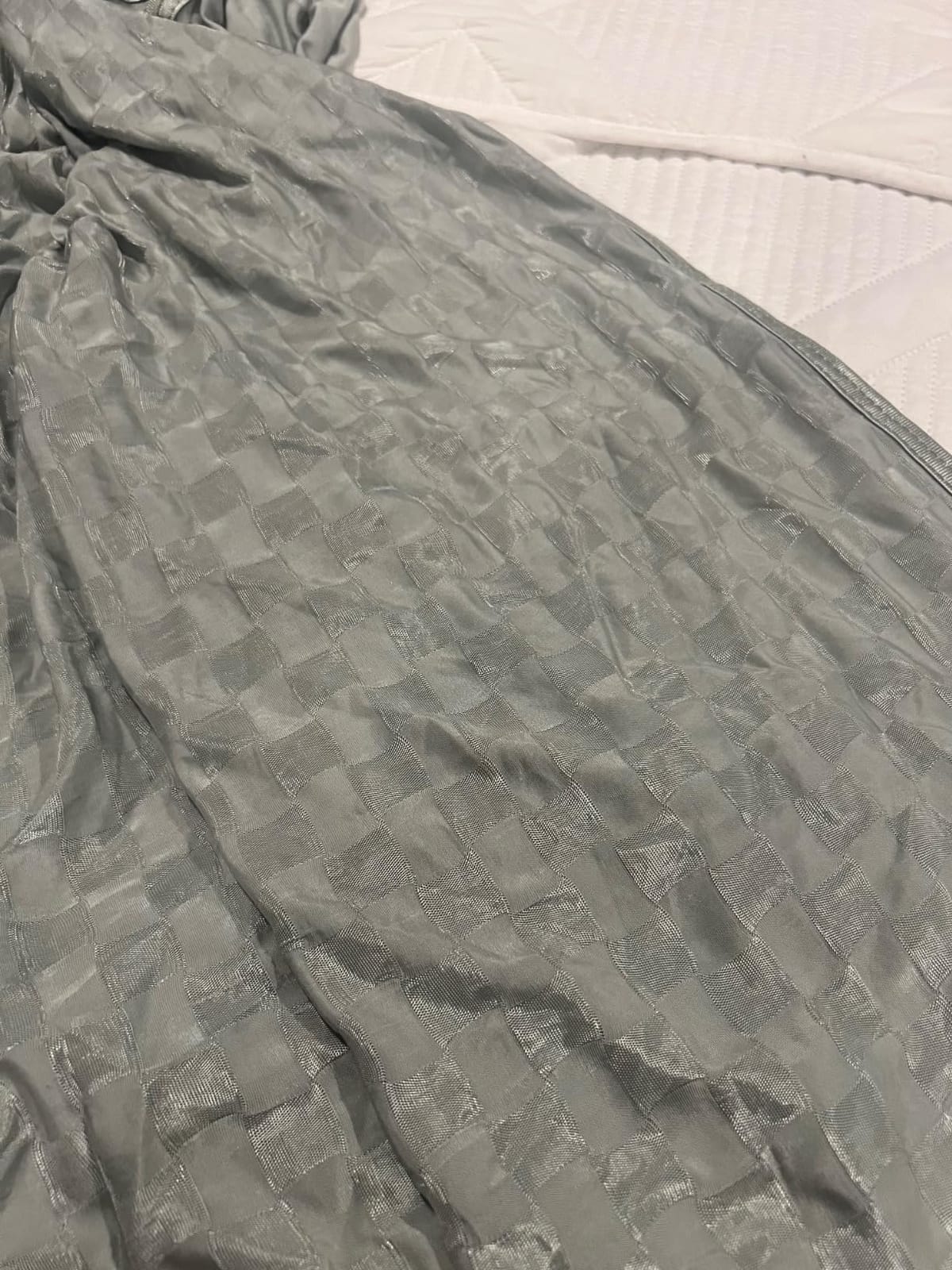 Coolmax® Cooling Sheets for Hot Sleepers, Queen Size, Light Grey customer photo 2