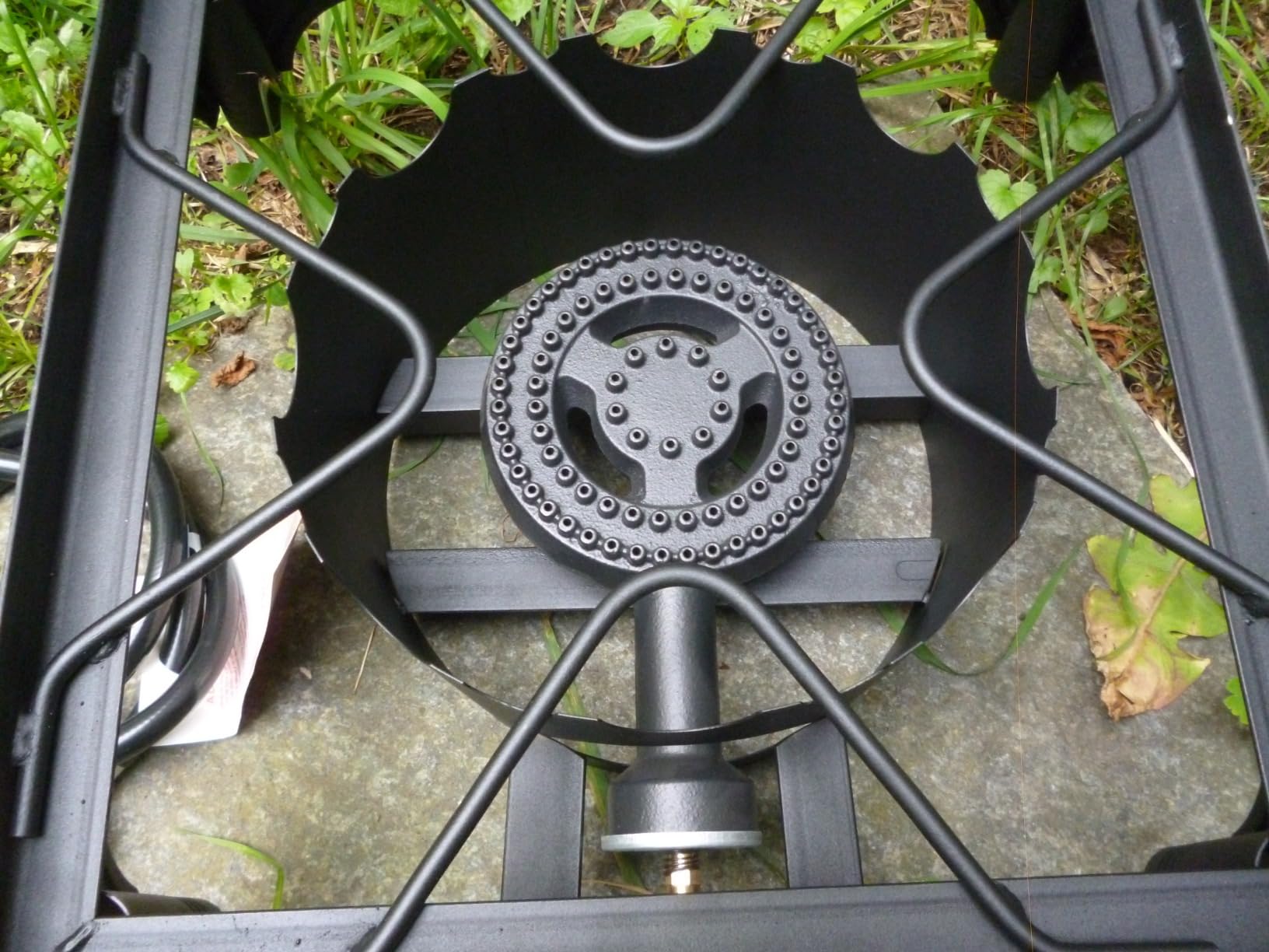 Vivicreate 30,000 BTU Propane Gas Stove, Outdoor Single Burner with Adjustable Two-Level Stand, 20 PSI Regulator and Hose, Heavy Duty Cooker for Patio, Camping and Seafood Boils customer photo 1