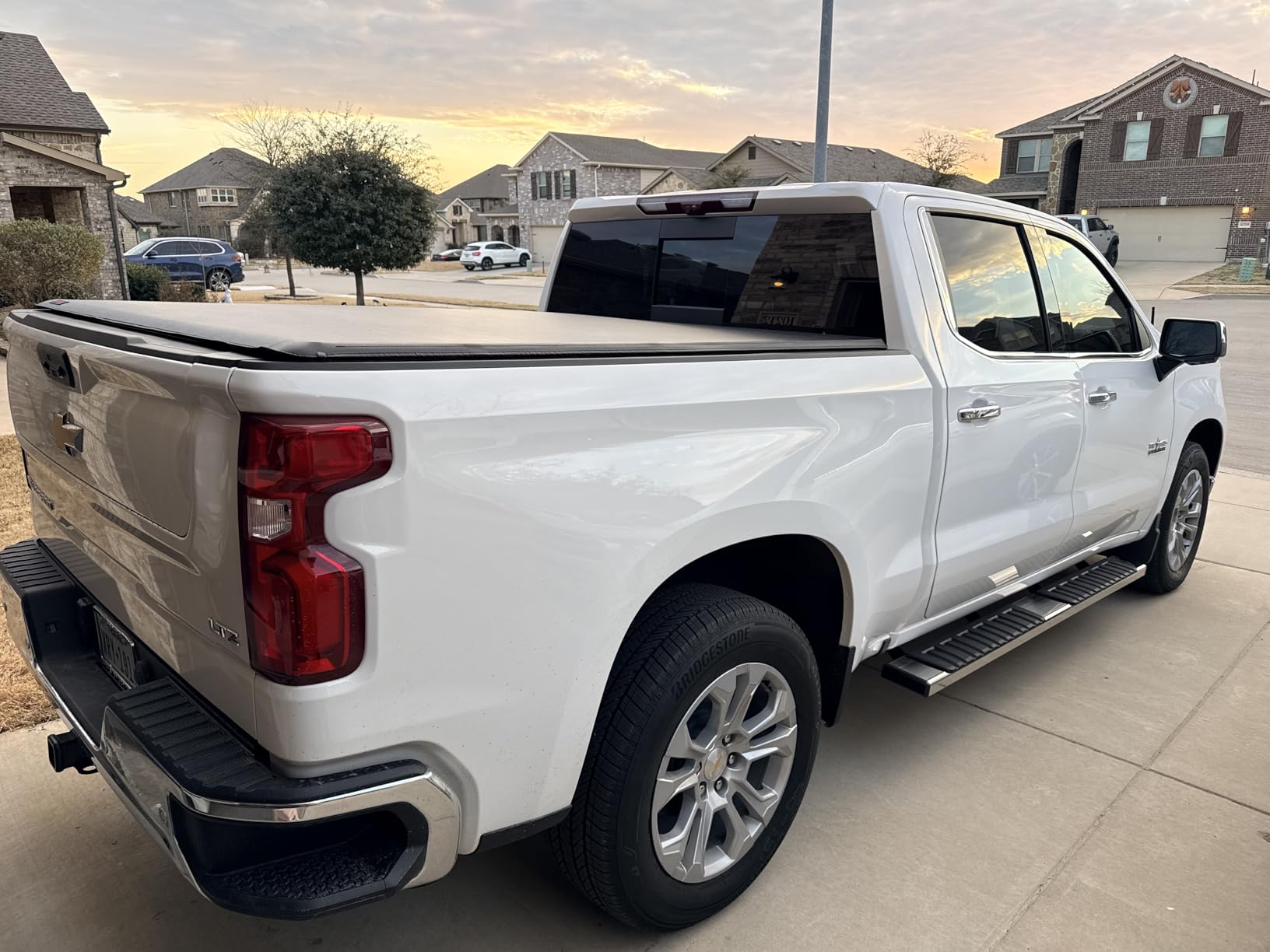 Rough Country Soft Roll Up Tonneau Cover for Chevy Silverado 1500 & GMC Sierra 1500 (2019–2026) – Marine-Grade Vinyl, No-Drill Install, Fits 5'10