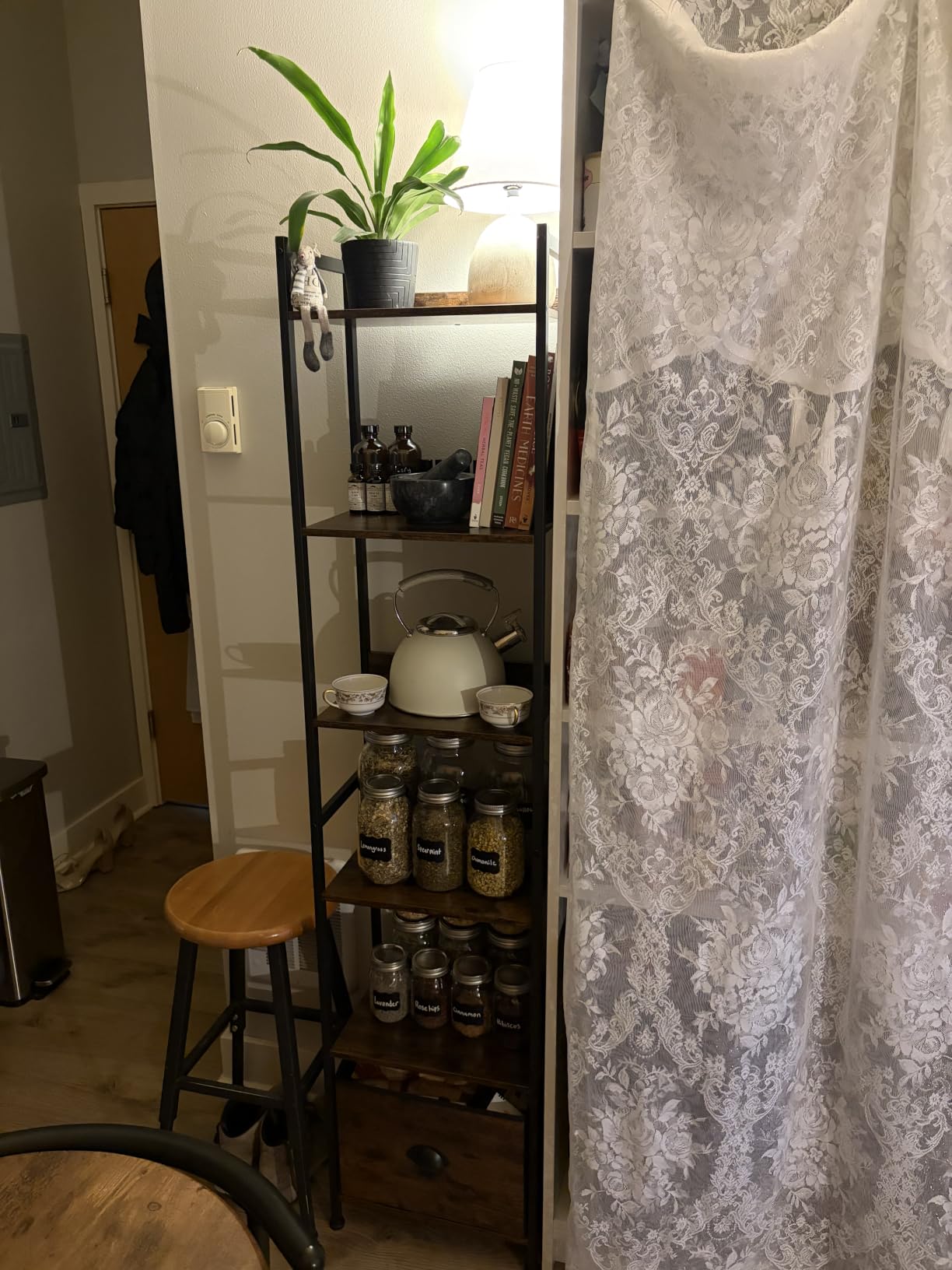 Furologee 5 Tier Bookshelf with Drawer, Tall Narrow Bookcase with Shelves, Wood and Metal Bookshelves Storage Organizer, Industrial Display Standing Shelf Unit for Bedroom, Living Room, Rustic Brown customer photo 1