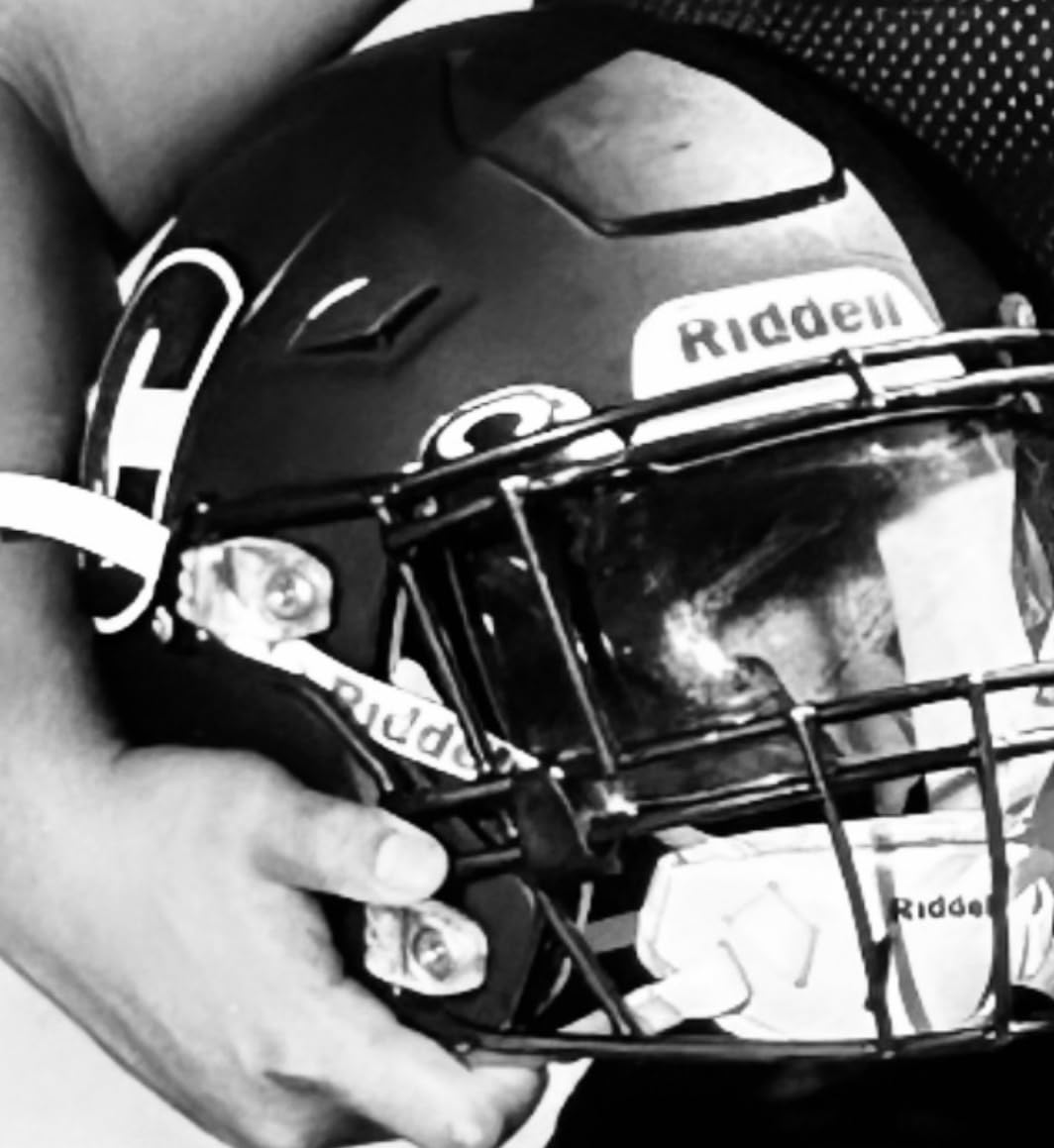 Riddell SpeedFlex Hard Cup Cam-Loc Chinstrap + US Flag Helmet Decal (SPEEDFLEX ONLY - Will NOT FIT Any Other Helmet) - Green Gridiron customer photo 1
