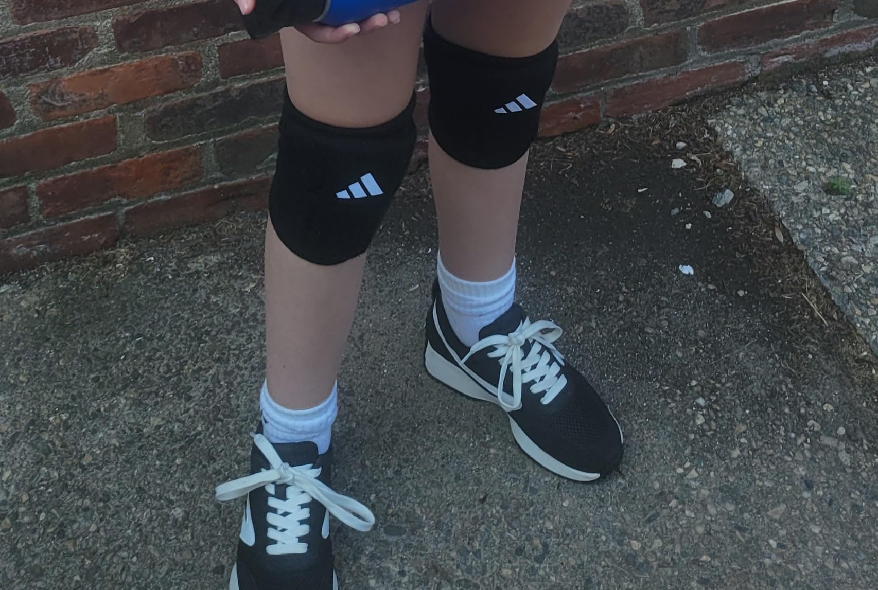 adidas Unisex-Adult Elite Knee Pad customer photo 2
