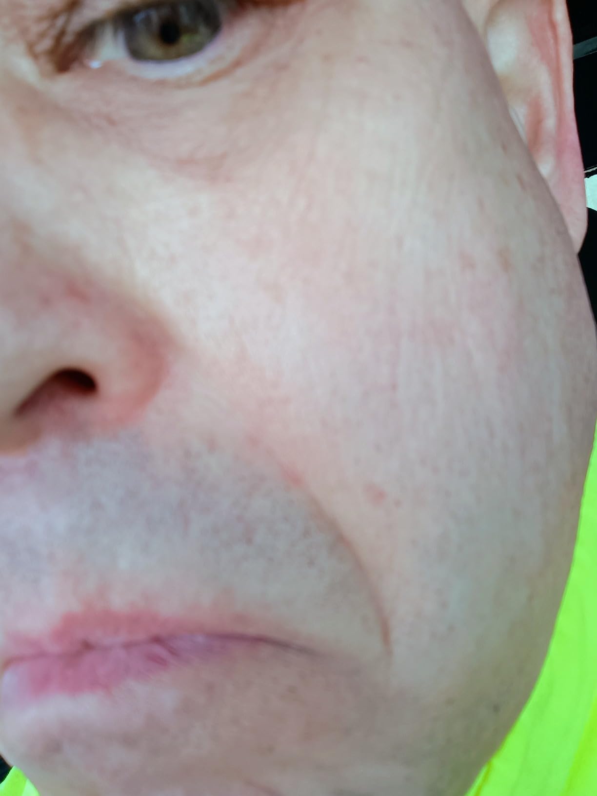 Braun Series 8 Electric Razor for Men, with 4+1 Shaving Elements & Precision Long Hair Trimmer, Close & Gentle Even on Dense Beards, Wet & Dry Electric Razor with 60min Runtime, 8517s Galvano Silver customer photo 2