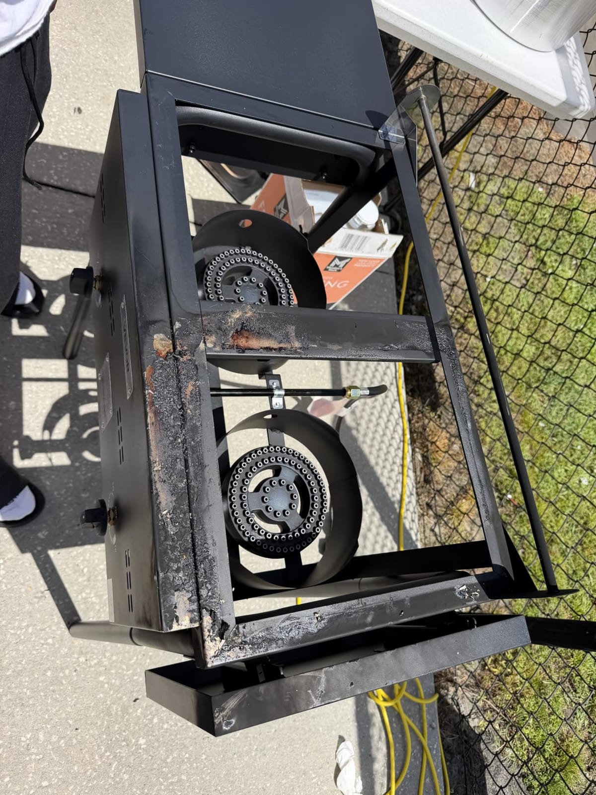 VEVOR Outdoor Propane Deep Fryer, Double Burners Commercial Fryer, 16 Qt Stainless Steel Cooker with Removable Baskets & Lids & Tanks, Oil Fryer Cart with Thermometer & Regulator, For Outdoor Cooking customer photo 1