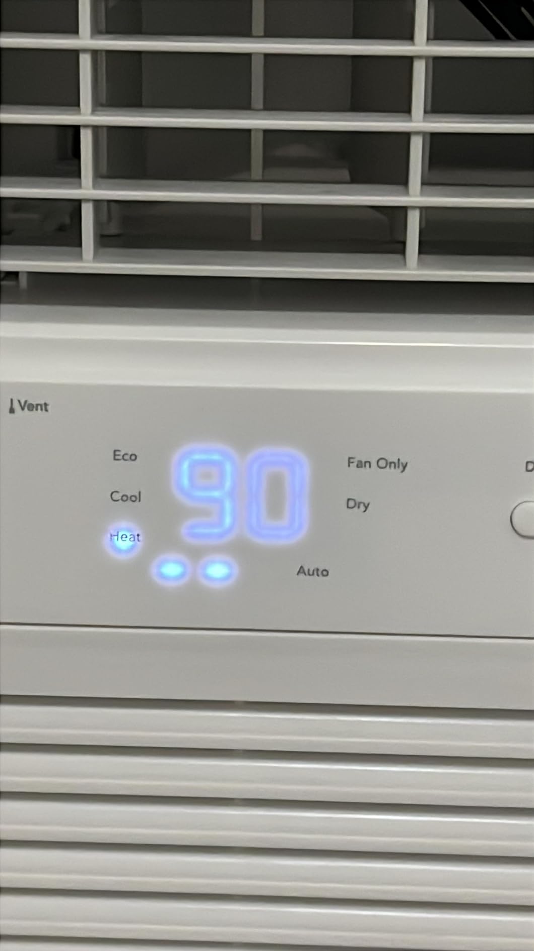 Frigidaire 8,000 BTU Window Air Conditioner with Supplemental Heat, Cools & Heats Up to 350 Sq. Ft., Remote Control, Quiet Operation, Eco Mode, 3 Fan Speeds, White customer photo 1