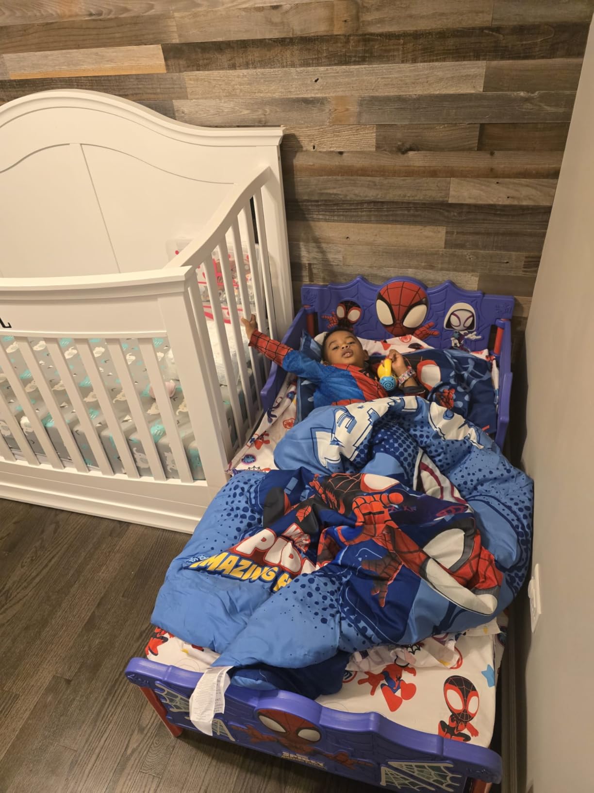 Delta Children Spidey and His Amazing Friends 3D Toddler Bed, Blue customer photo 1