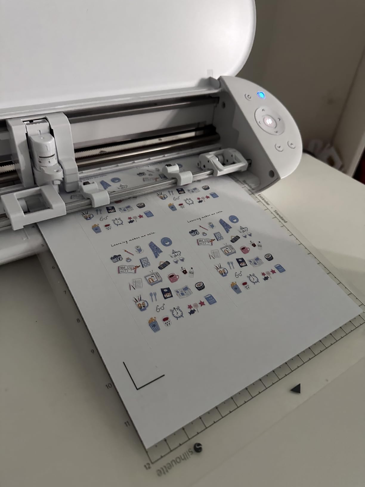 Silhouette Portrait 4-9 inch Vinyl Cutting Machine with Studio Software, PixScan, Electric Tool and ES Mat Compatible, SNA and IPT Enabled, 50 db customer photo 2