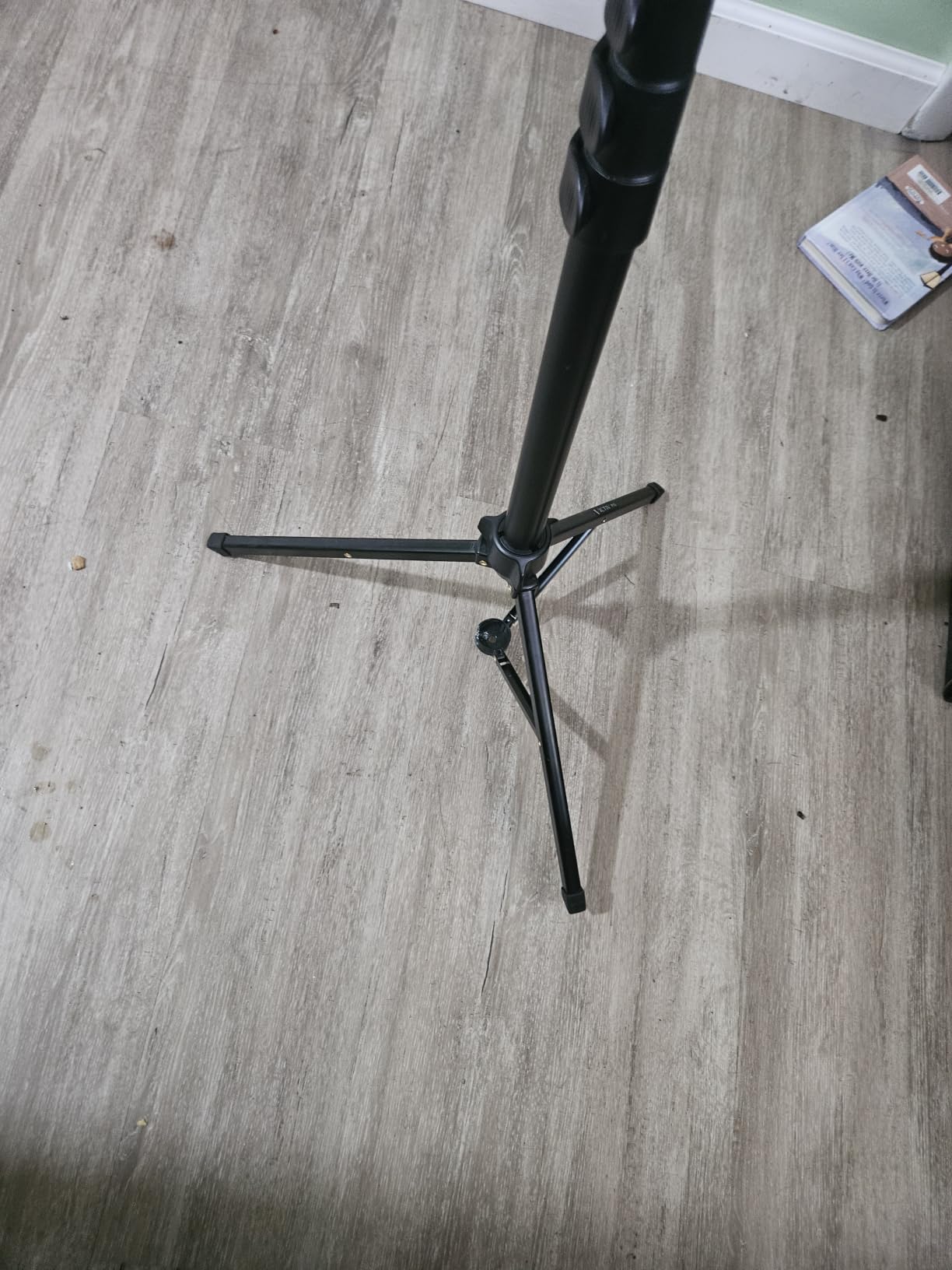 Phone Tripod, 86