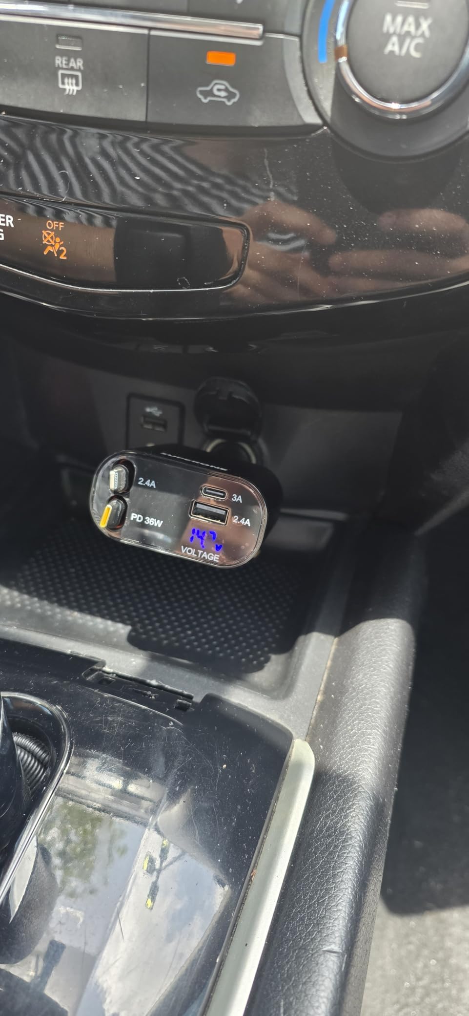 [Upgraded] SUPERONE Retractable Car Charger 4 in 1 Fast Phone Charger customer photo 2
